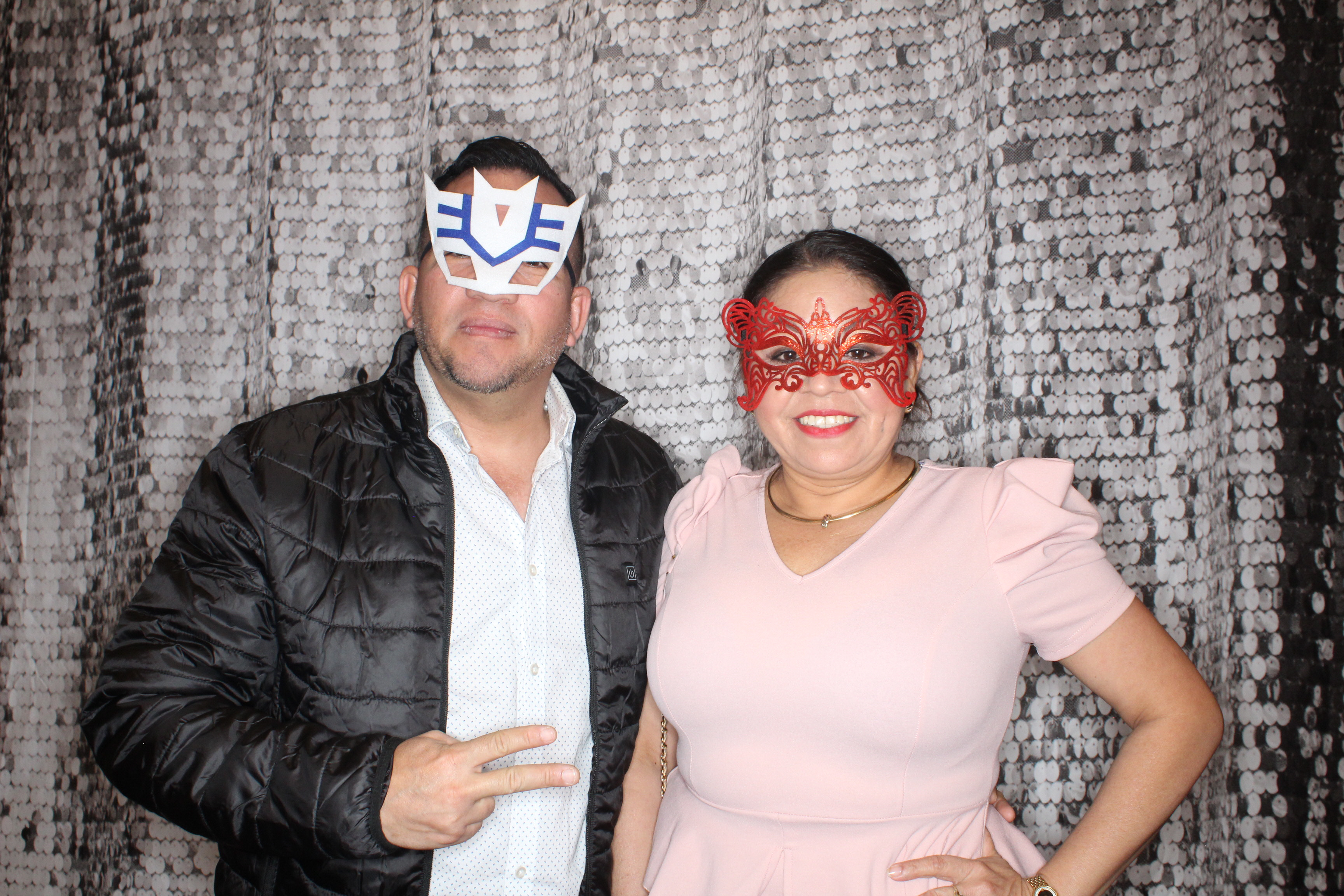 Doubletree Holiday Party | View more photos from the event at gallery.photoboothbillings.com/u/PhotoBoothBillings/Doubletree-Holiday-Party