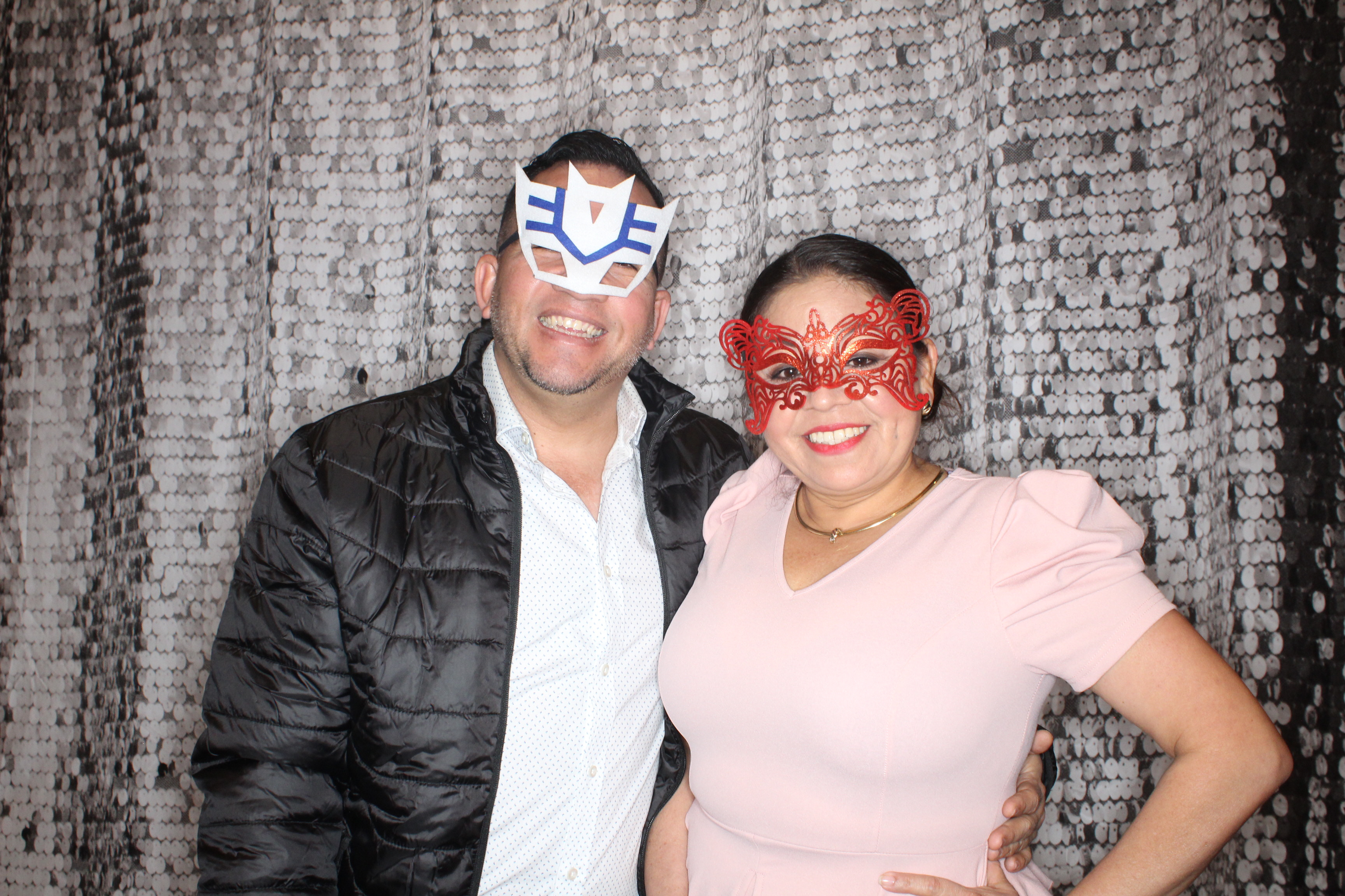 Doubletree Holiday Party | View more photos from the event at gallery.photoboothbillings.com/u/PhotoBoothBillings/Doubletree-Holiday-Party
