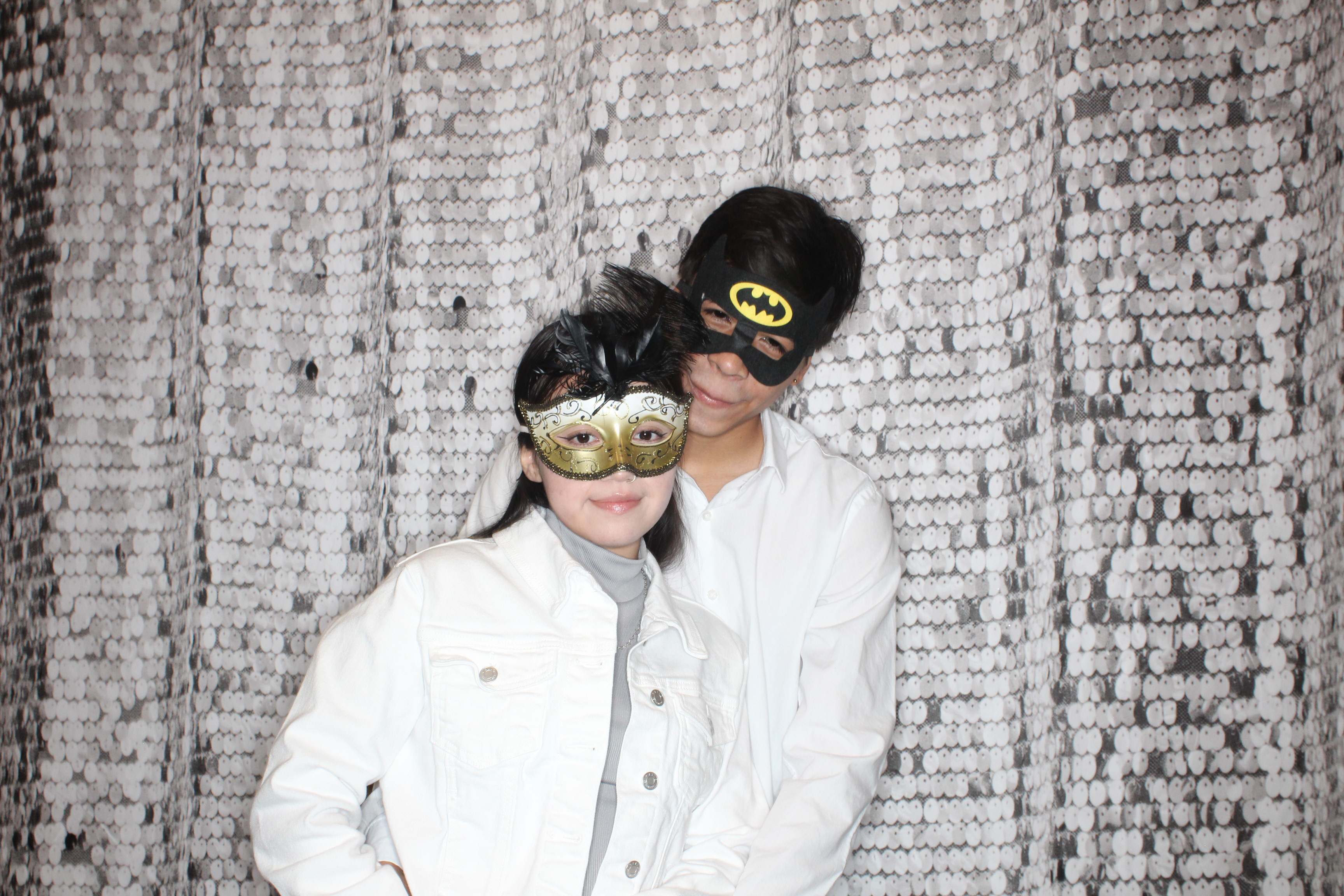 Doubletree Holiday Party | View more photos from the event at gallery.photoboothbillings.com/u/PhotoBoothBillings/Doubletree-Holiday-Party