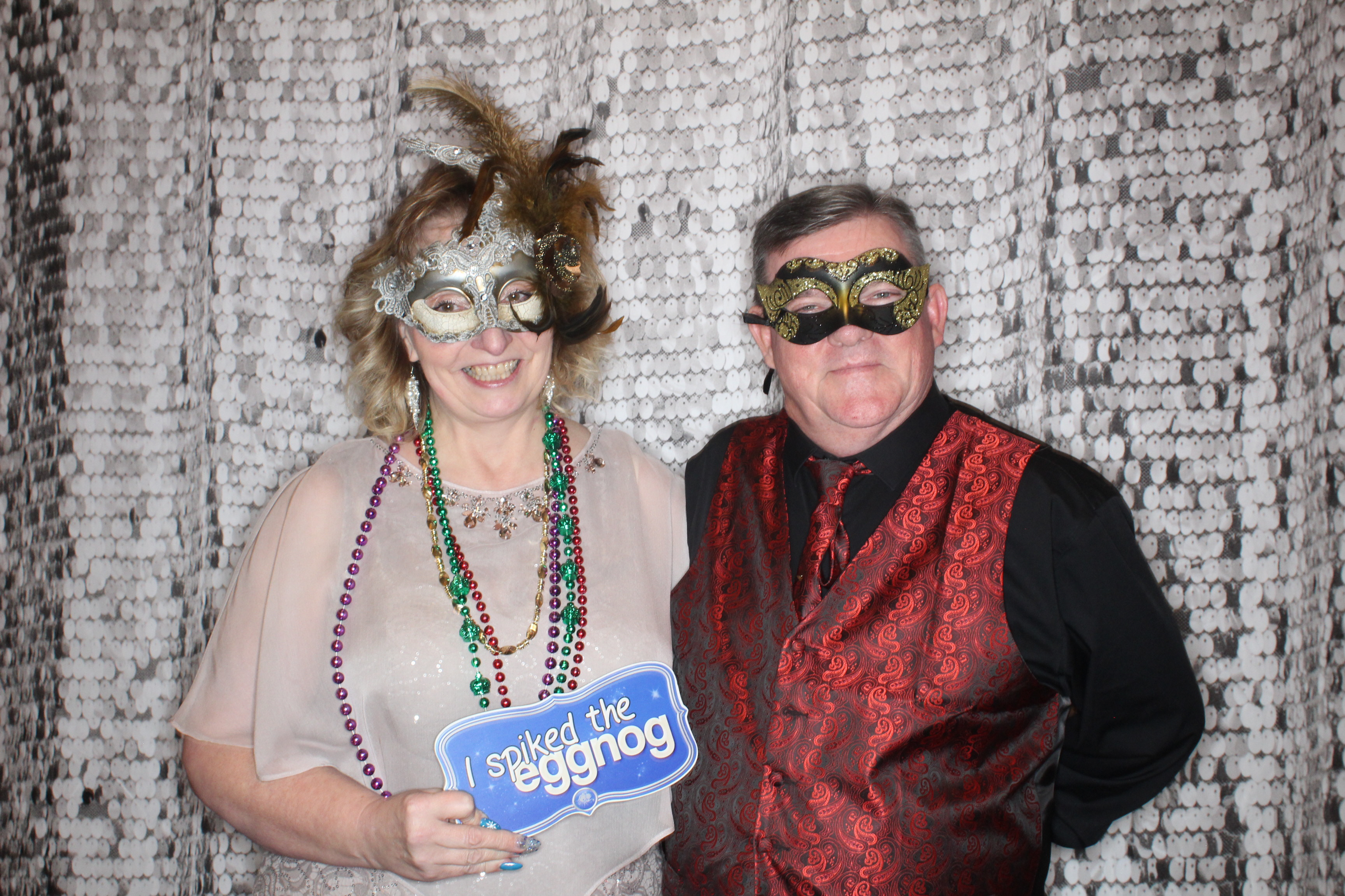 Doubletree Holiday Party | View more photos from the event at gallery.photoboothbillings.com/u/PhotoBoothBillings/Doubletree-Holiday-Party