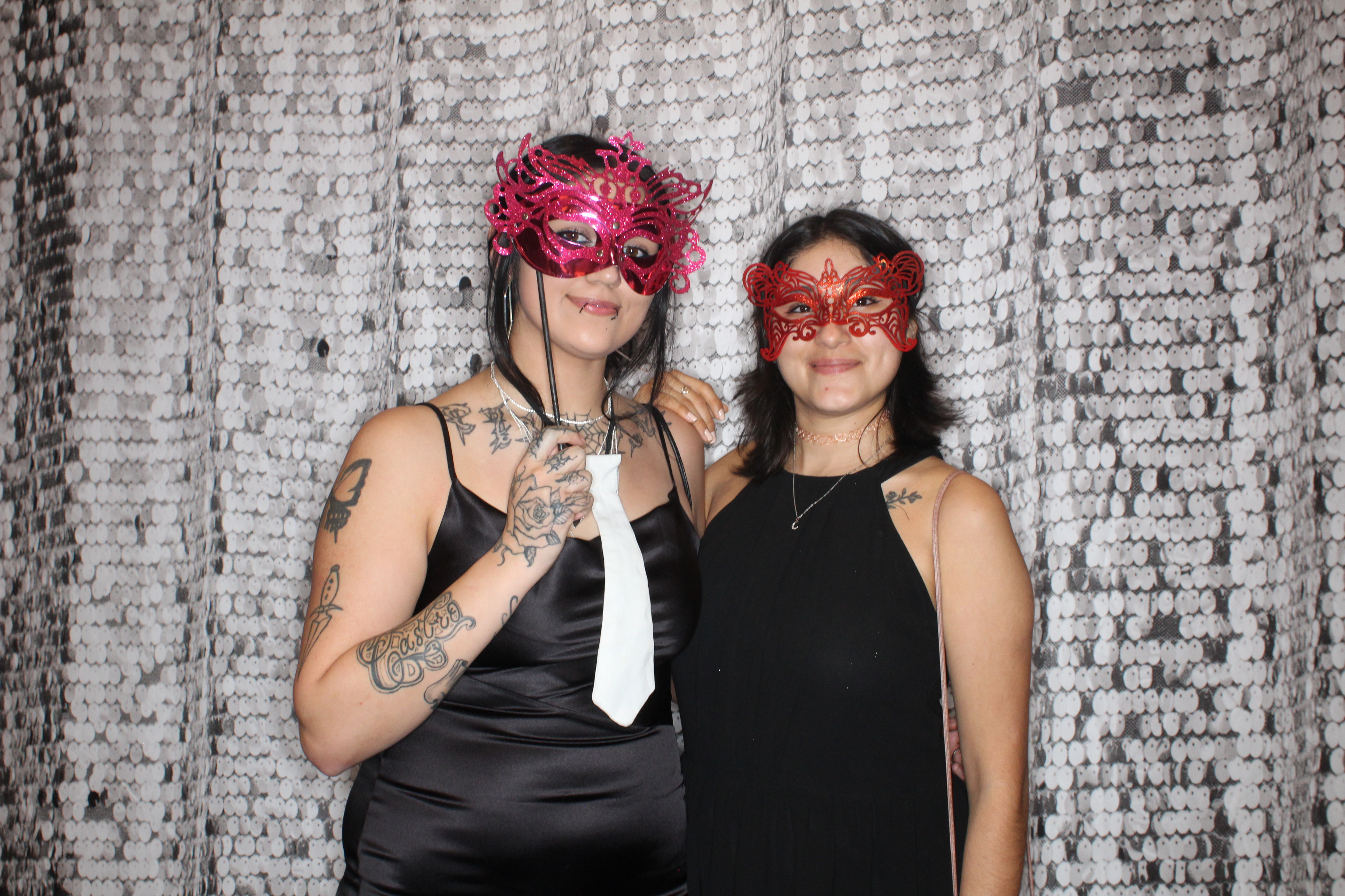 Doubletree Holiday Party | View more photos from the event at gallery.photoboothbillings.com/u/PhotoBoothBillings/Doubletree-Holiday-Party