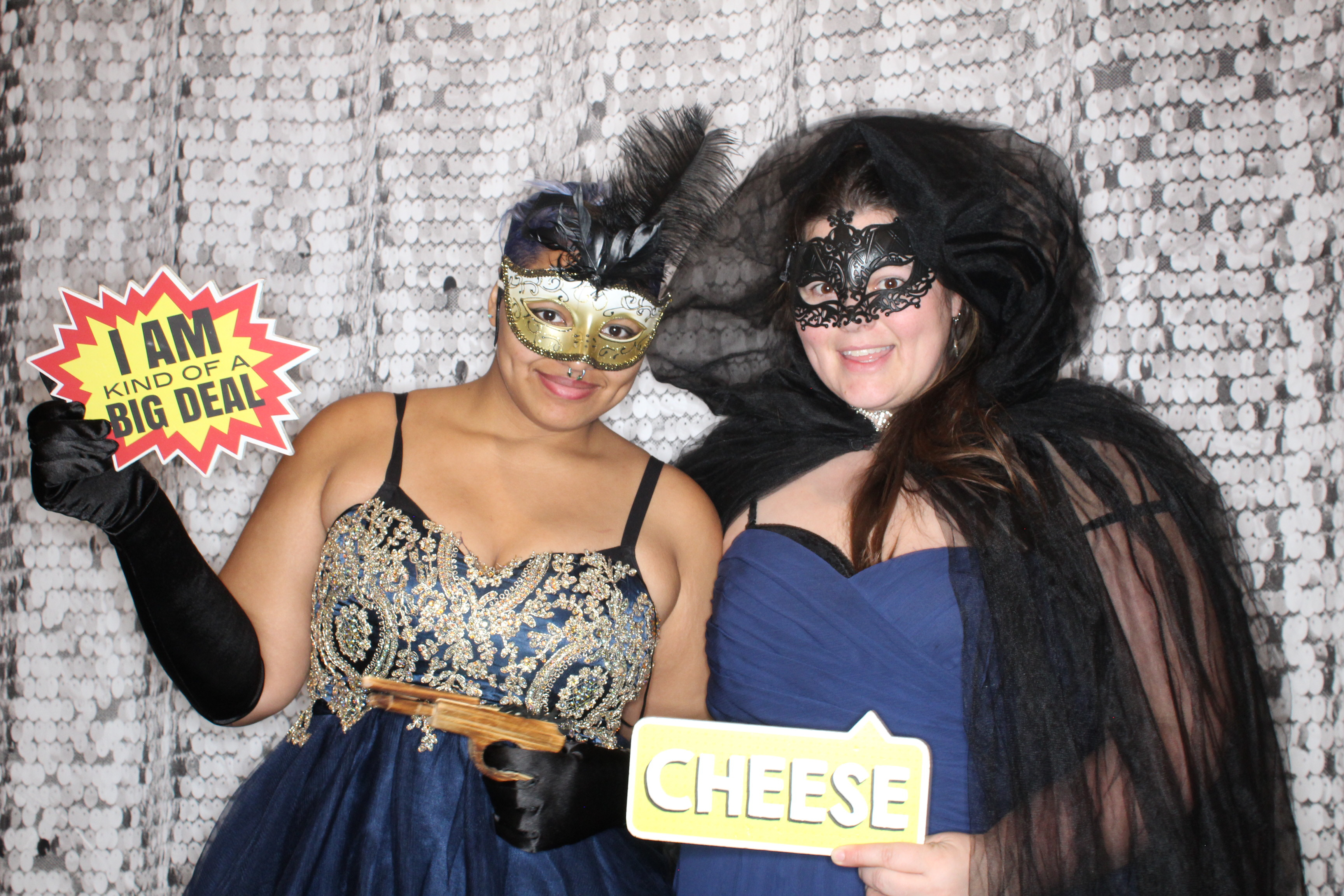 Doubletree Holiday Party | View more photos from the event at gallery.photoboothbillings.com/u/PhotoBoothBillings/Doubletree-Holiday-Party
