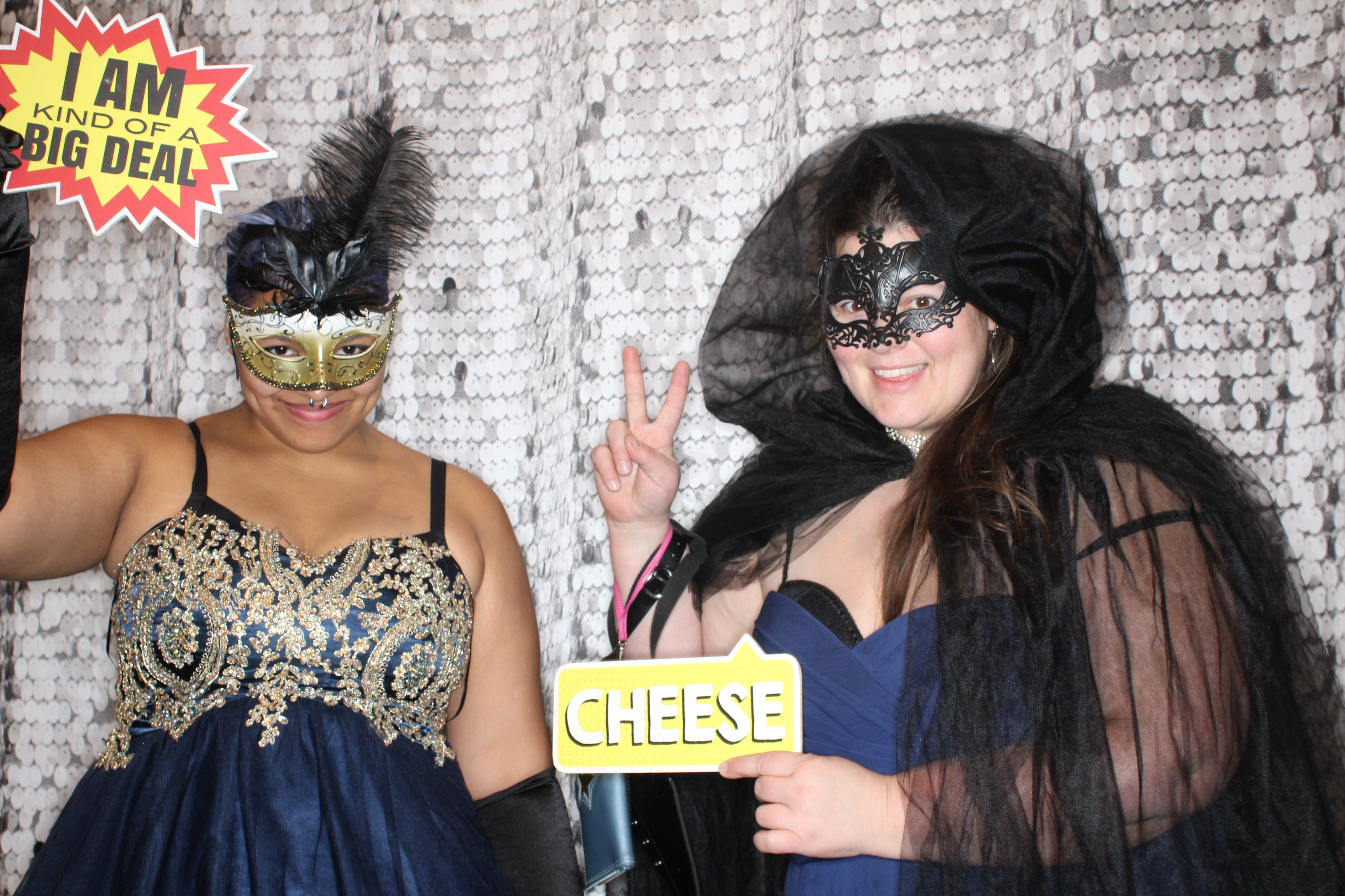 Doubletree Holiday Party | View more photos from the event at gallery.photoboothbillings.com/u/PhotoBoothBillings/Doubletree-Holiday-Party