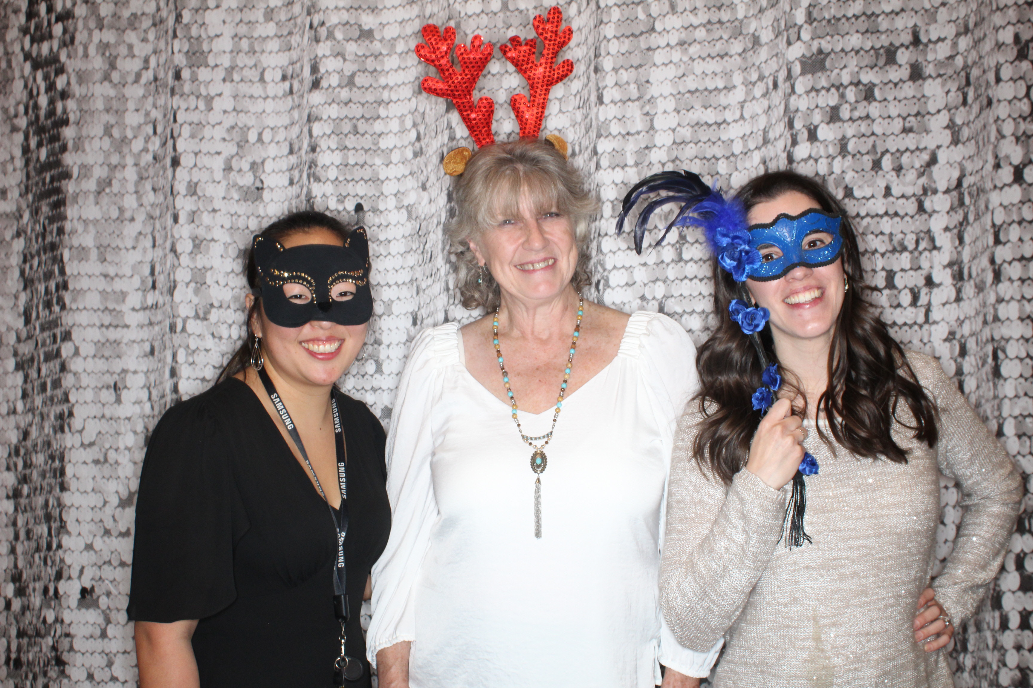 Doubletree Holiday Party | View more photos from the event at gallery.photoboothbillings.com/u/PhotoBoothBillings/Doubletree-Holiday-Party