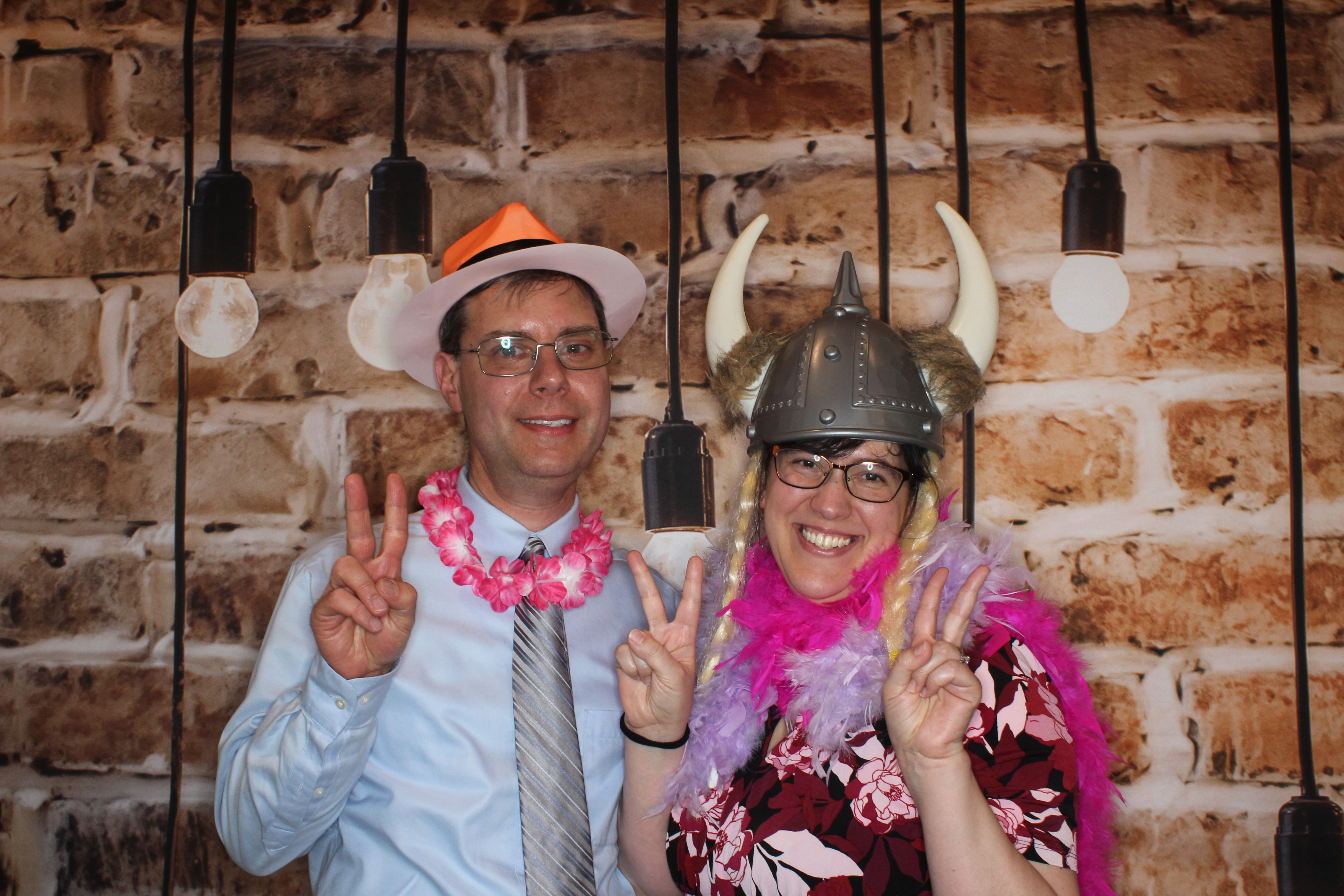 Elyse and Nate's Wedding | View more photos from the event at gallery.photoboothbillings.com/u/PhotoBoothBillings/Elyse-and-Nates-Wedding