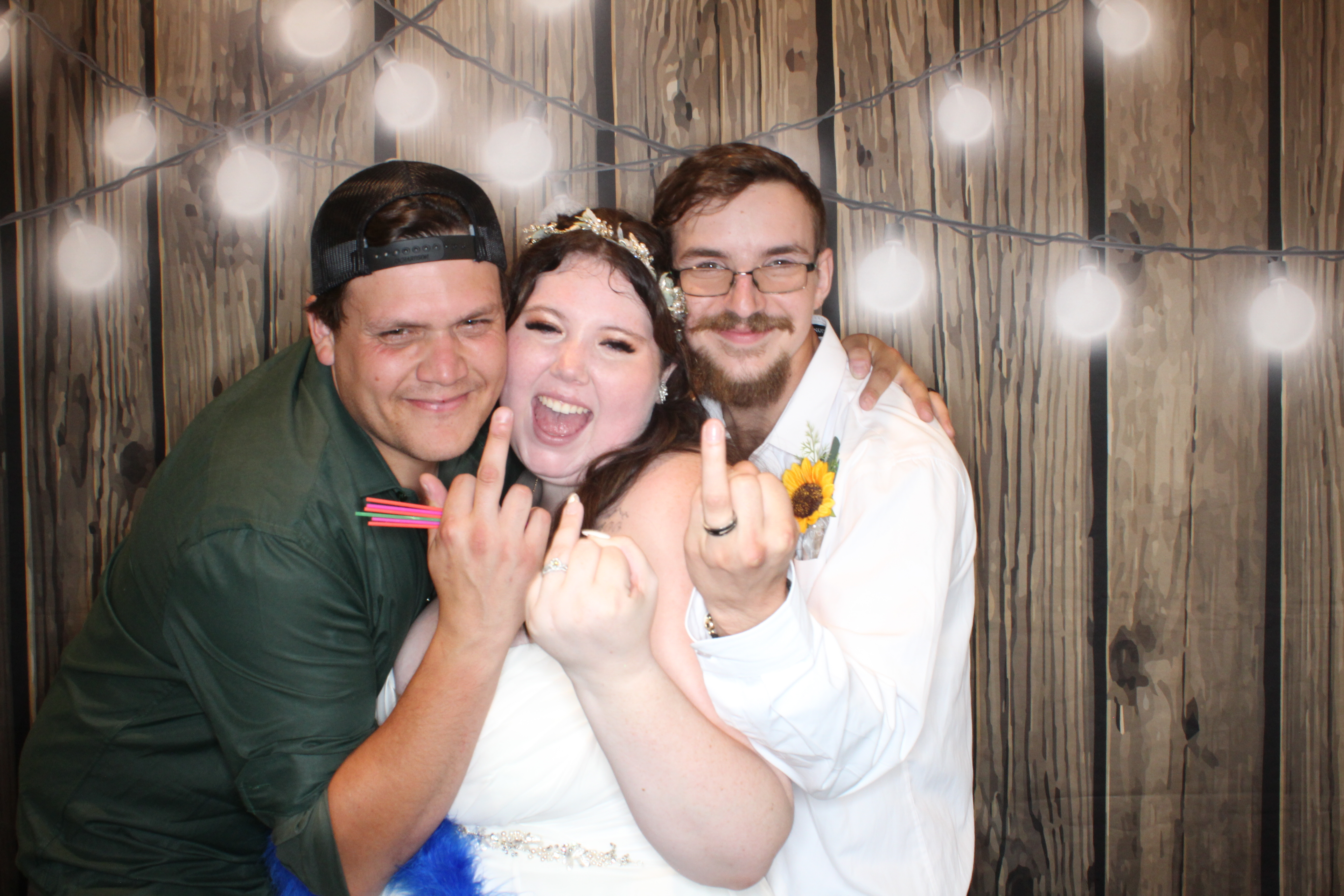 Kayleigh and Dalton's Wedding | View more photos from the event at gallery.photoboothbillings.com/u/PhotoBoothBillings/Kayleigh-and-Daltons-Wedding