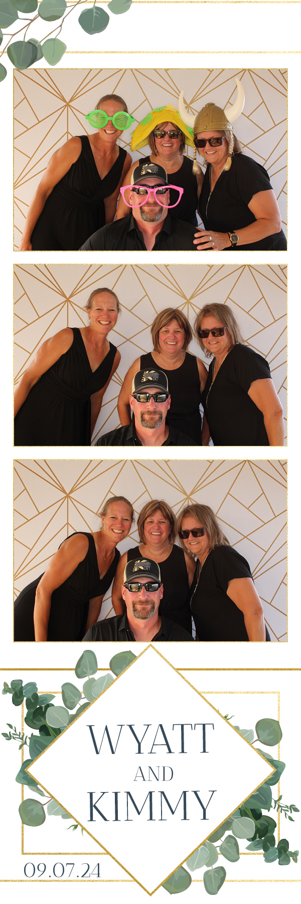 Kimmy and Wyatt's Wedding | View more photos from the event at gallery.photoboothbillings.com/u/PhotoBoothBillings/Kimmy-and-Wyatts-Wedding