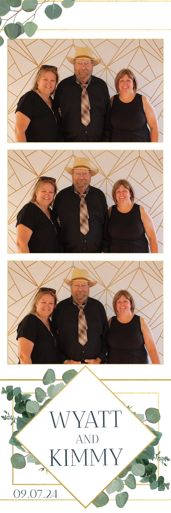 Kimmy and Wyatt's Wedding | View more photos from the event at gallery.photoboothbillings.com/u/PhotoBoothBillings/Kimmy-and-Wyatts-Wedding