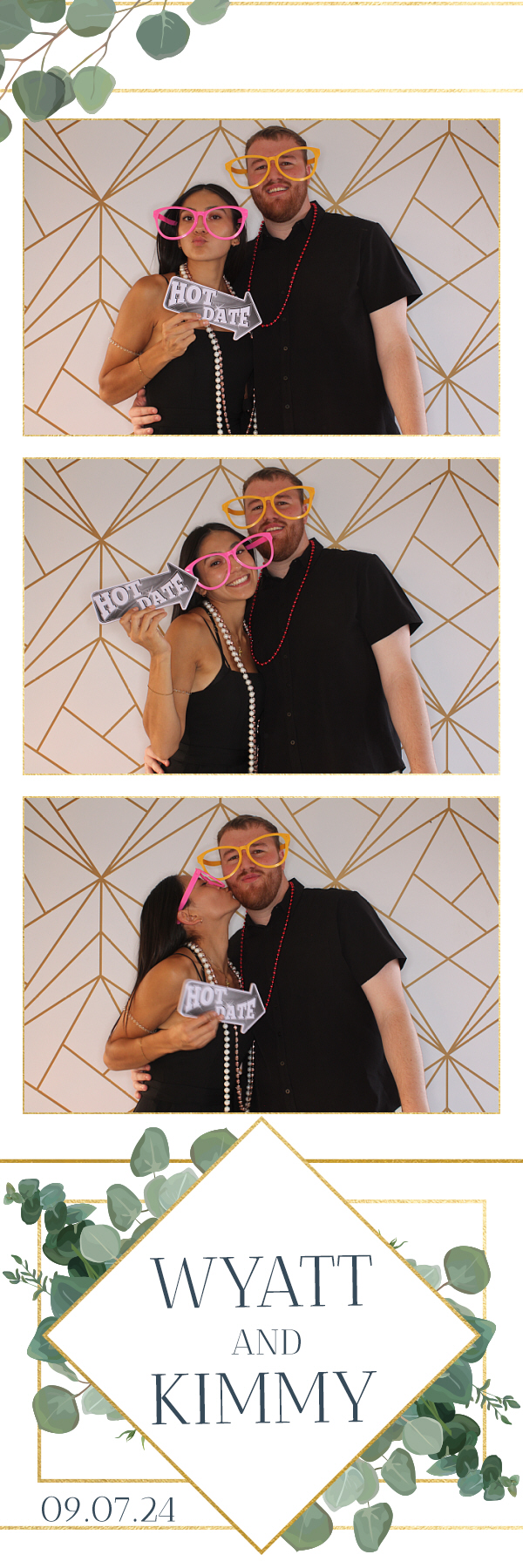 Kimmy and Wyatt's Wedding | View more photos from the event at gallery.photoboothbillings.com/u/PhotoBoothBillings/Kimmy-and-Wyatts-Wedding