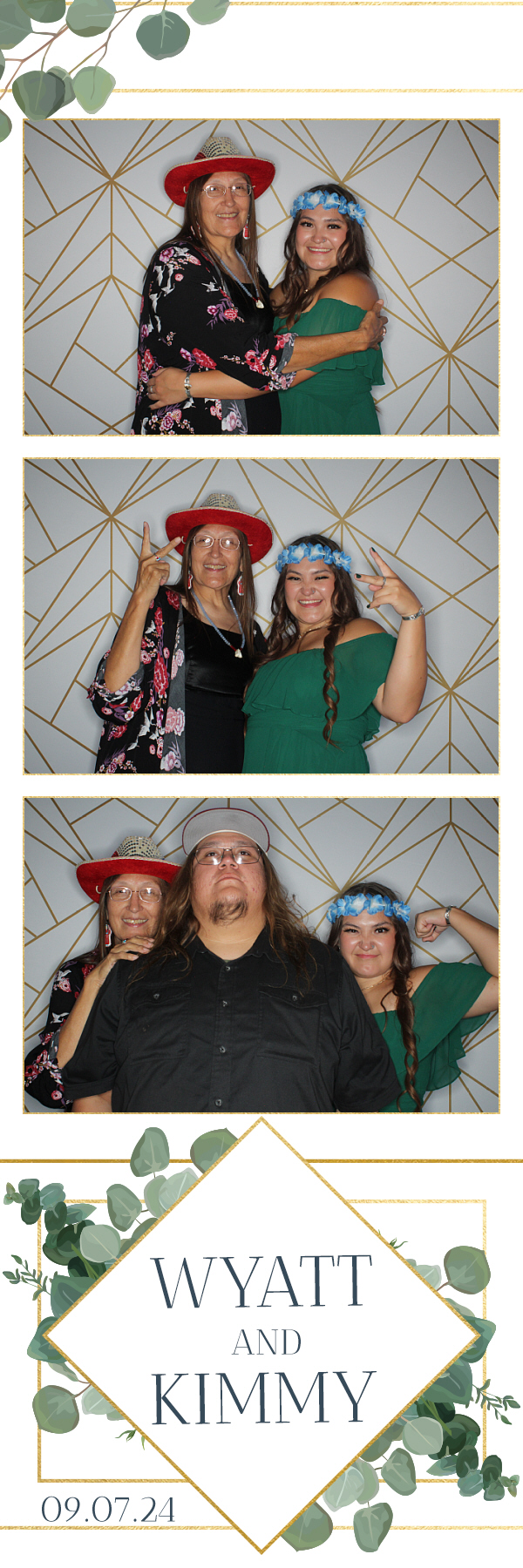Kimmy and Wyatt's Wedding | View more photos from the event at gallery.photoboothbillings.com/u/PhotoBoothBillings/Kimmy-and-Wyatts-Wedding