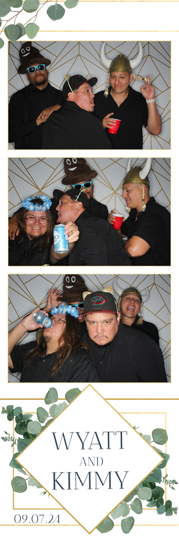 Kimmy and Wyatt's Wedding | View more photos from the event at gallery.photoboothbillings.com/u/PhotoBoothBillings/Kimmy-and-Wyatts-Wedding