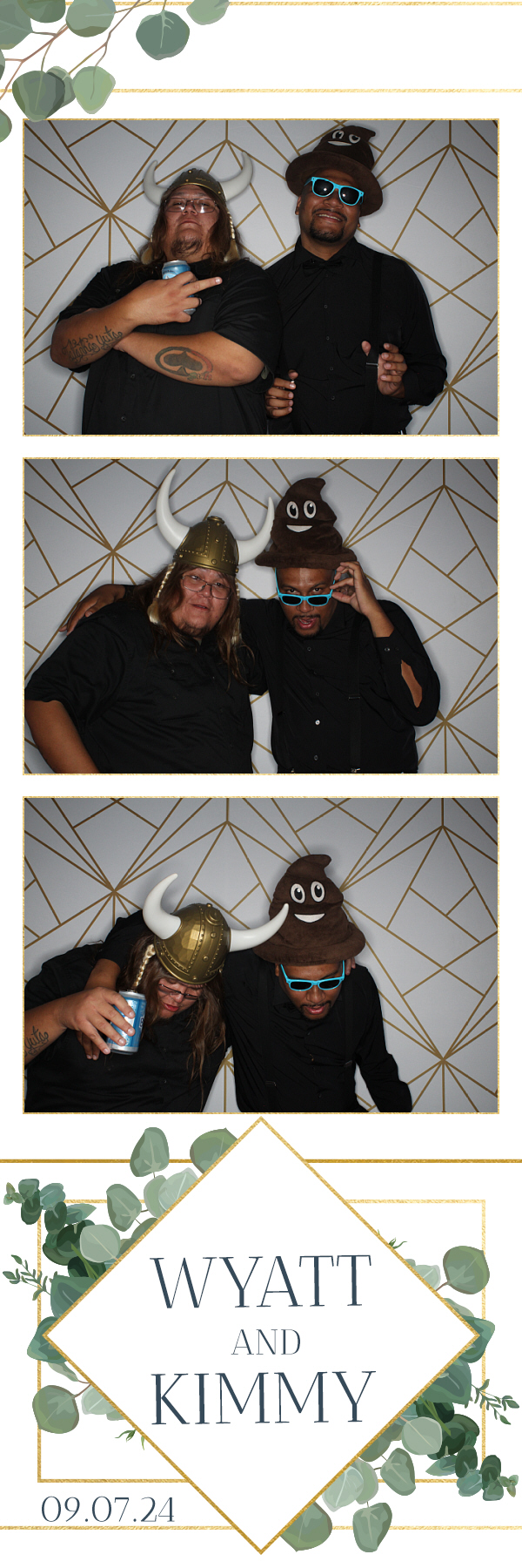Kimmy and Wyatt's Wedding | View more photos from the event at gallery.photoboothbillings.com/u/PhotoBoothBillings/Kimmy-and-Wyatts-Wedding