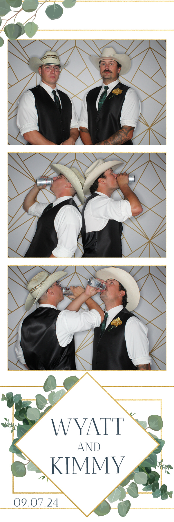 Kimmy and Wyatt's Wedding | View more photos from the event at gallery.photoboothbillings.com/u/PhotoBoothBillings/Kimmy-and-Wyatts-Wedding