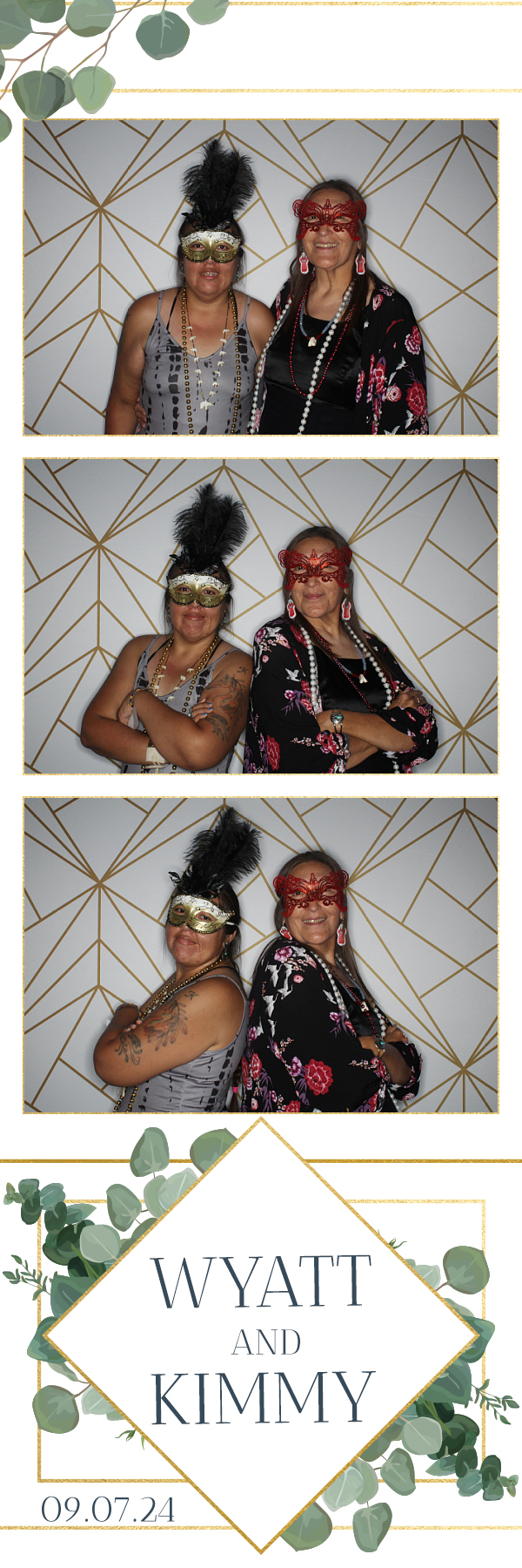 Kimmy and Wyatt's Wedding | View more photos from the event at gallery.photoboothbillings.com/u/PhotoBoothBillings/Kimmy-and-Wyatts-Wedding
