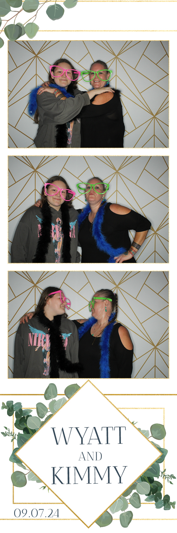 Kimmy and Wyatt's Wedding | View more photos from the event at gallery.photoboothbillings.com/u/PhotoBoothBillings/Kimmy-and-Wyatts-Wedding