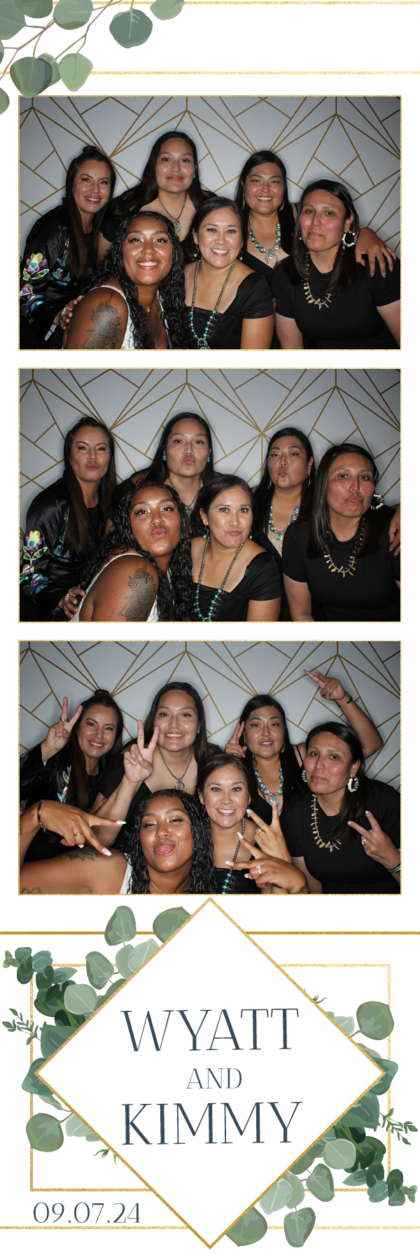 Kimmy and Wyatt's Wedding | View more photos from the event at gallery.photoboothbillings.com/u/PhotoBoothBillings/Kimmy-and-Wyatts-Wedding
