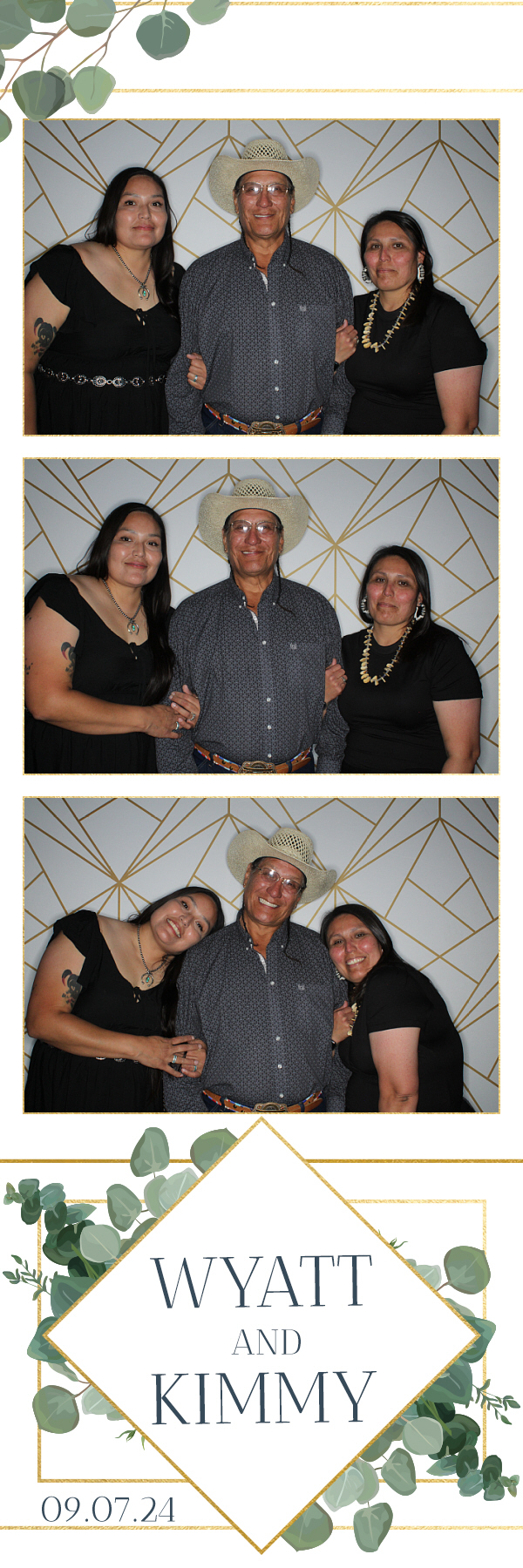 Kimmy and Wyatt's Wedding | View more photos from the event at gallery.photoboothbillings.com/u/PhotoBoothBillings/Kimmy-and-Wyatts-Wedding