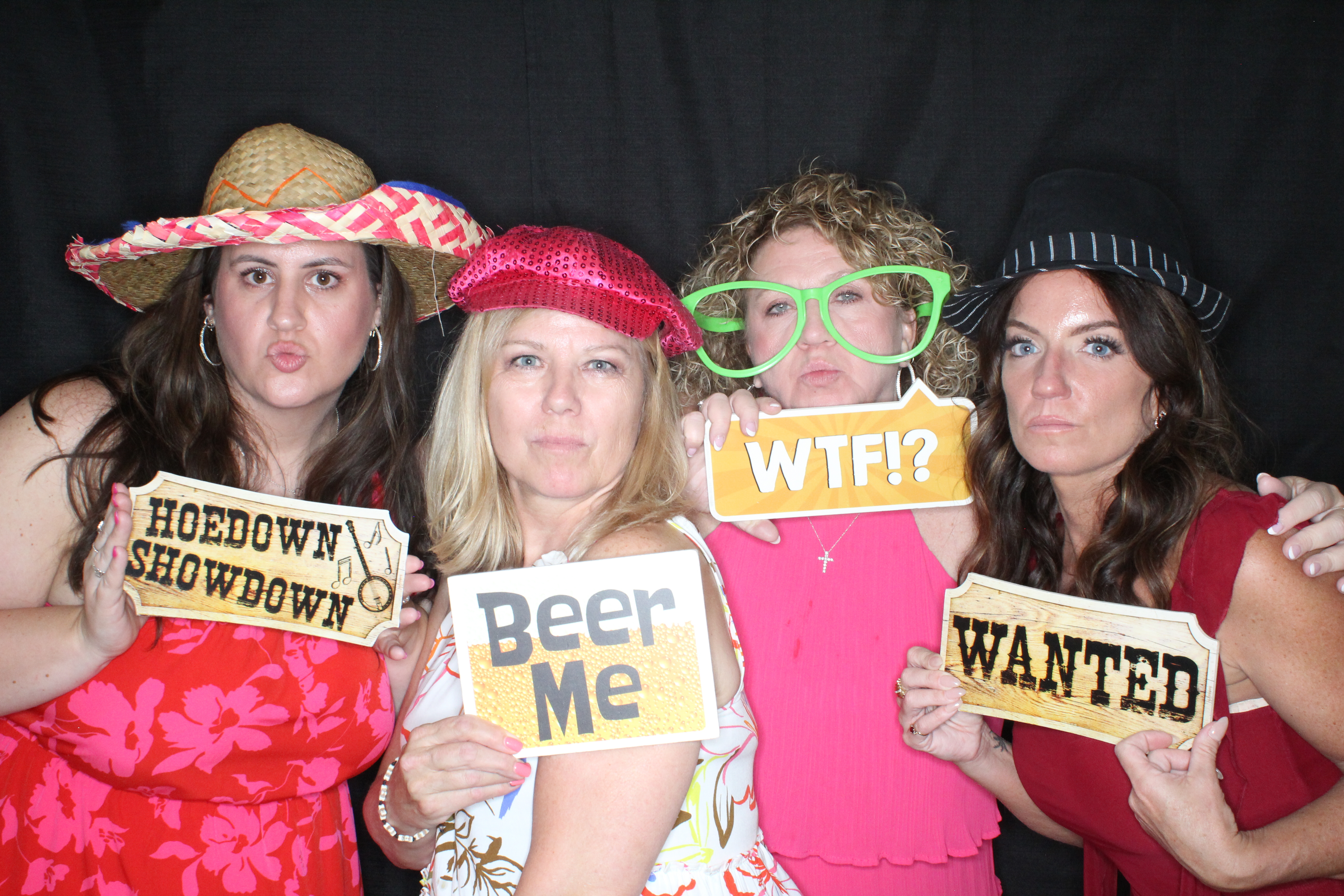 Larry and Kristi's Wedding | View more photos from the event at gallery.photoboothbillings.com/u/PhotoBoothBillings/Larry-and-Kristis-Wedding
