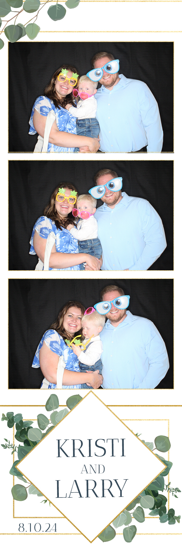 Larry and Kristi's Wedding | View more photos from the event at gallery.photoboothbillings.com/u/PhotoBoothBillings/Larry-and-Kristis-Wedding