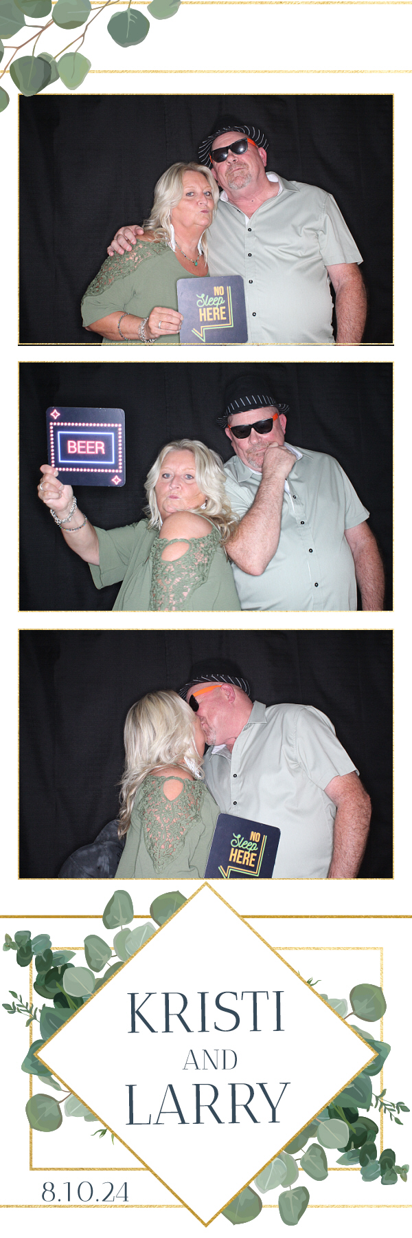 Larry and Kristi's Wedding | View more photos from the event at gallery.photoboothbillings.com/u/PhotoBoothBillings/Larry-and-Kristis-Wedding