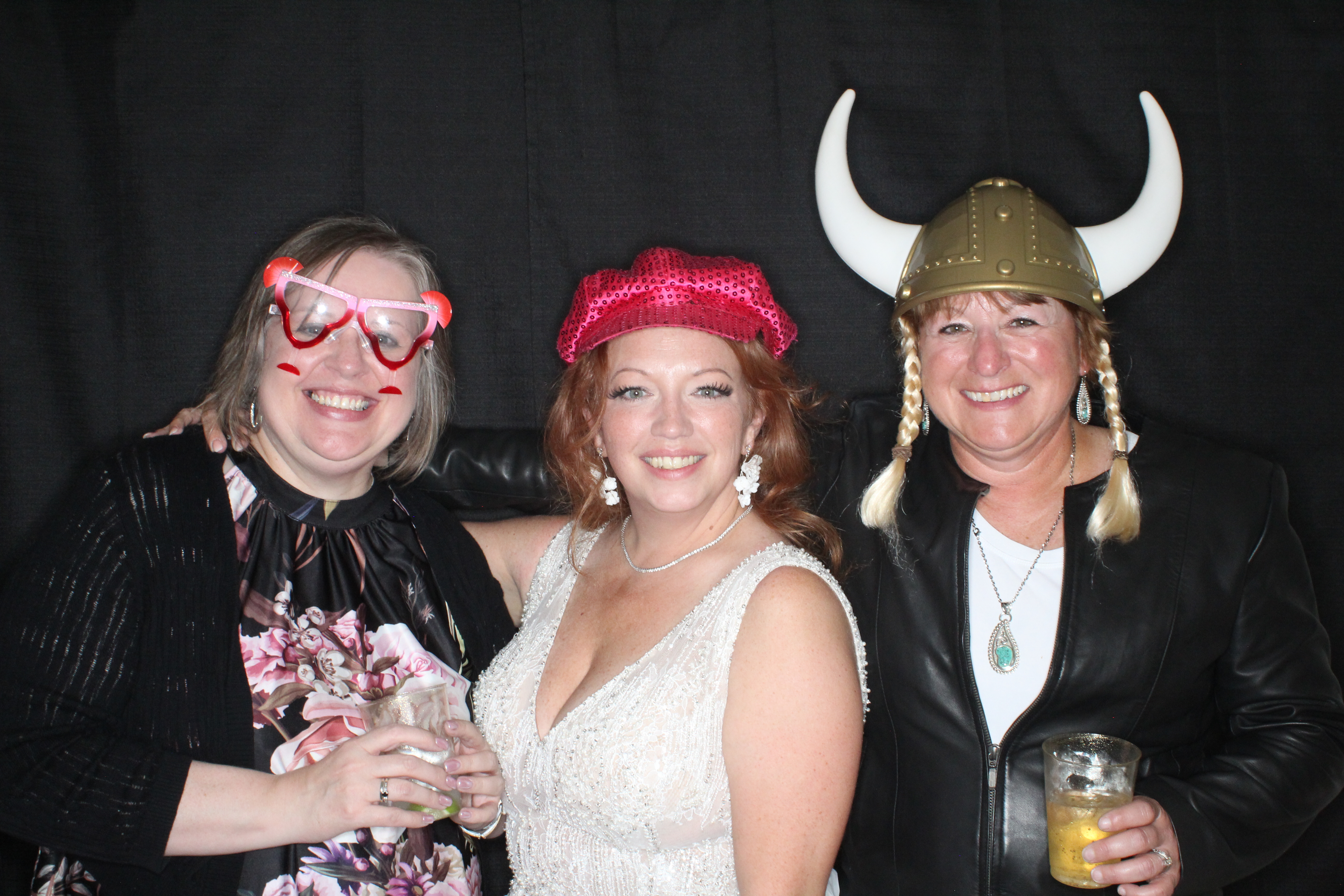 Larry and Kristi's Wedding | View more photos from the event at gallery.photoboothbillings.com/u/PhotoBoothBillings/Larry-and-Kristis-Wedding