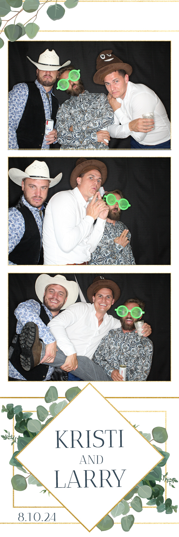 Larry and Kristi's Wedding | View more photos from the event at gallery.photoboothbillings.com/u/PhotoBoothBillings/Larry-and-Kristis-Wedding