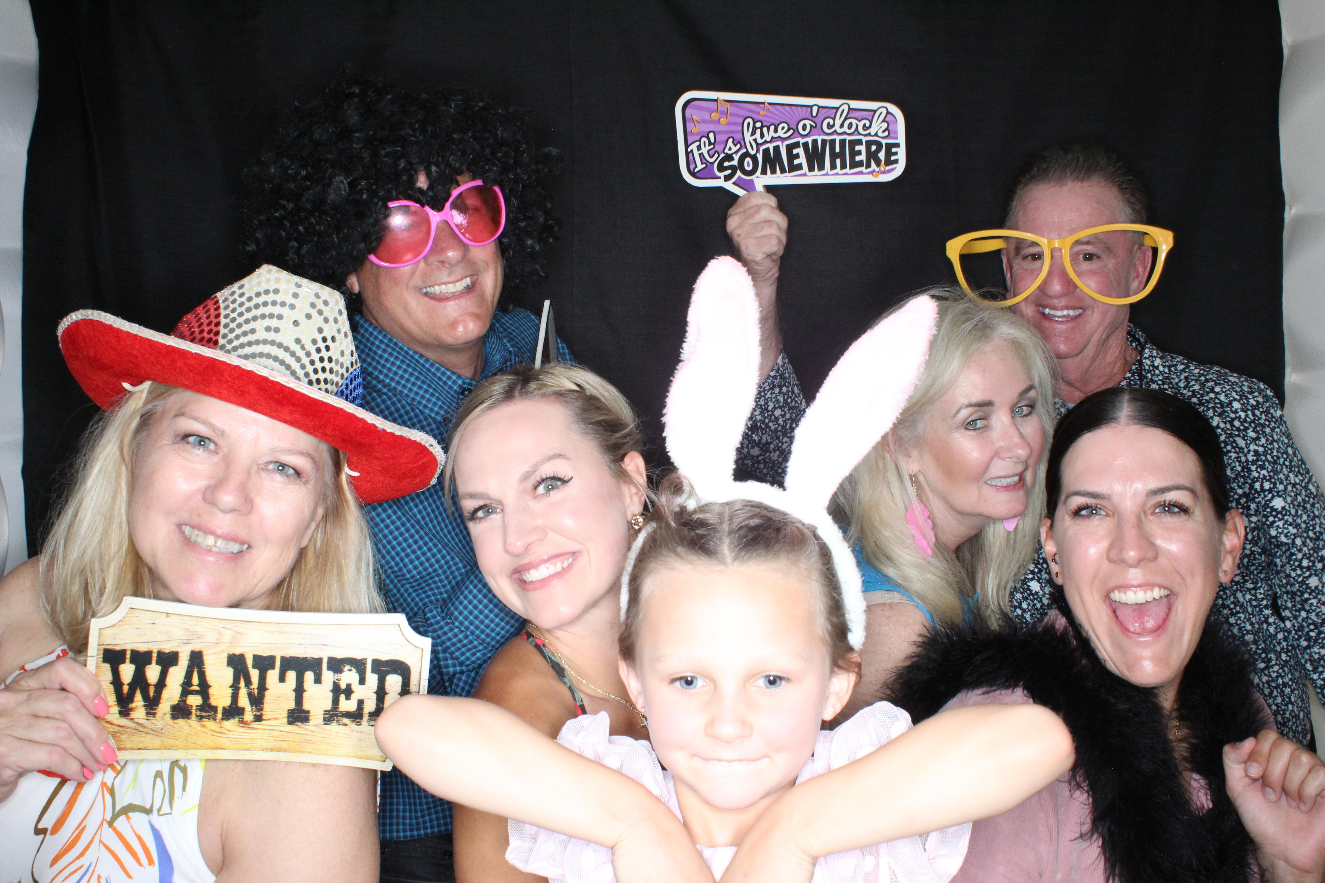 Larry and Kristi's Wedding | View more photos from the event at gallery.photoboothbillings.com/u/PhotoBoothBillings/Larry-and-Kristis-Wedding