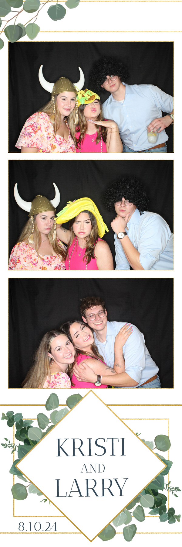 Larry and Kristi's Wedding | View more photos from the event at gallery.photoboothbillings.com/u/PhotoBoothBillings/Larry-and-Kristis-Wedding