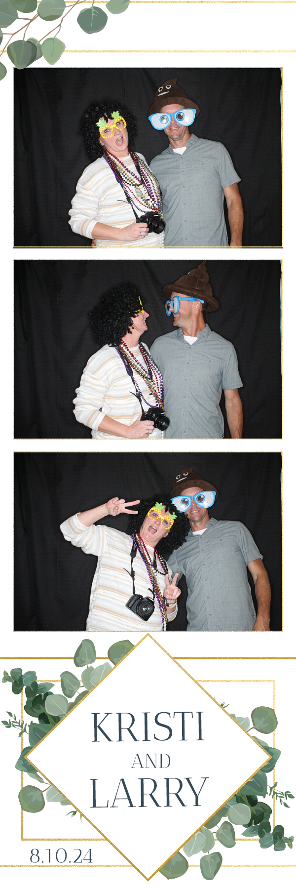 Larry and Kristi's Wedding | View more photos from the event at gallery.photoboothbillings.com/u/PhotoBoothBillings/Larry-and-Kristis-Wedding