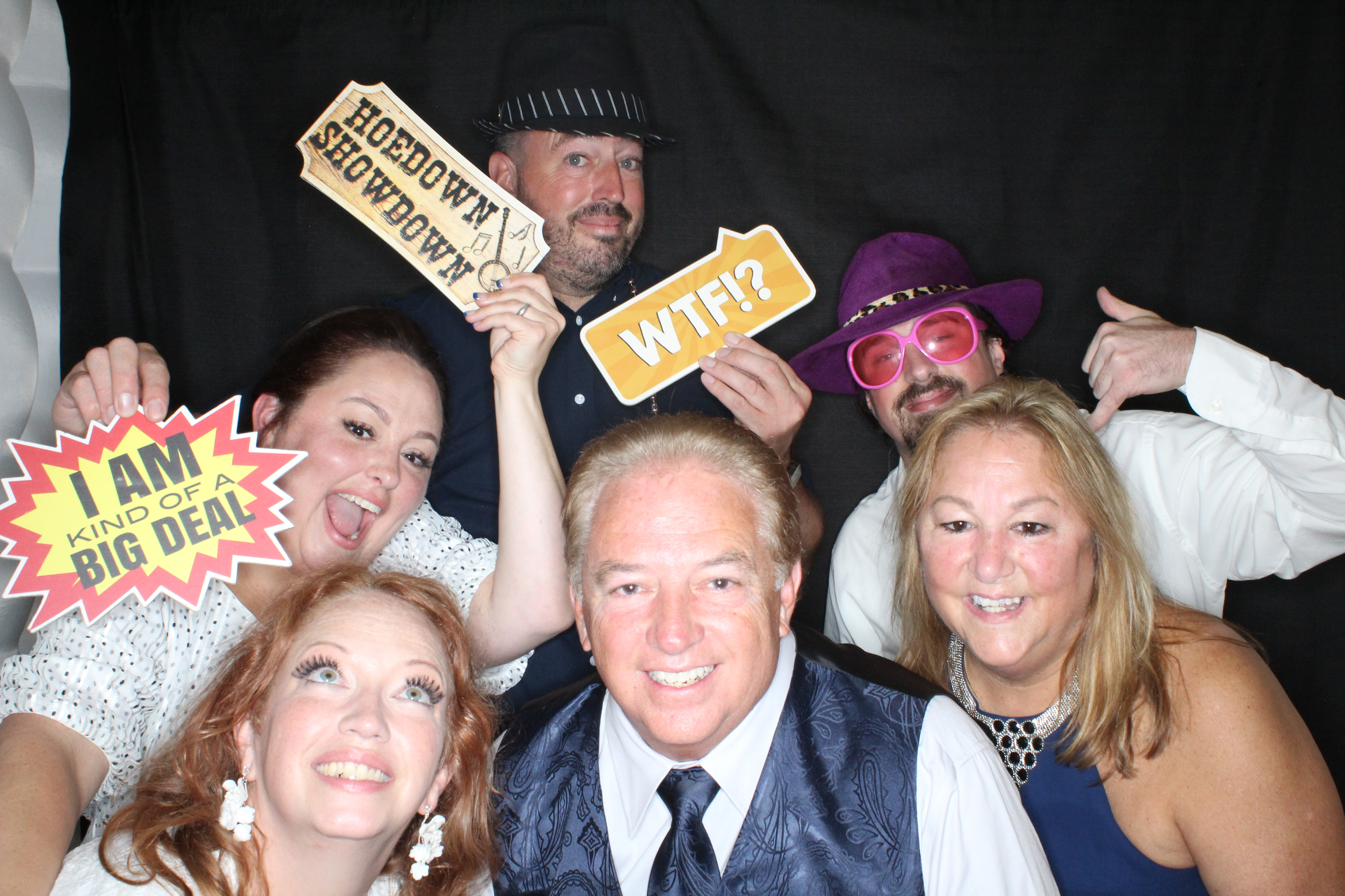 Larry and Kristi's Wedding | View more photos from the event at gallery.photoboothbillings.com/u/PhotoBoothBillings/Larry-and-Kristis-Wedding
