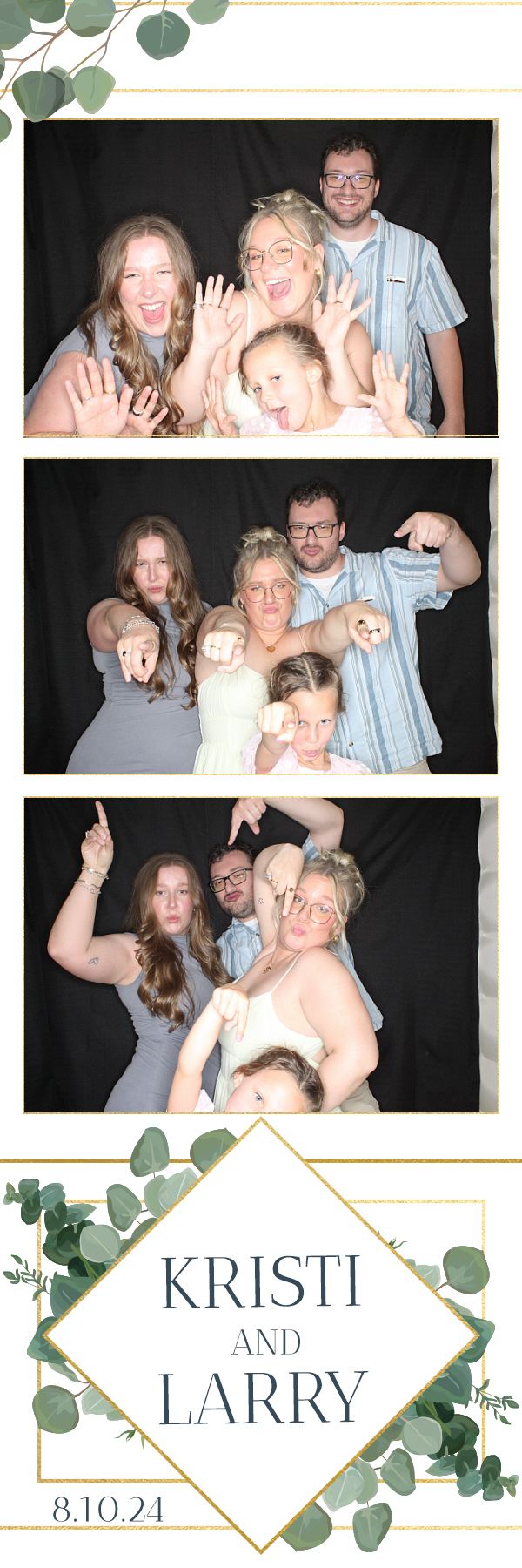 Larry and Kristi's Wedding | View more photos from the event at gallery.photoboothbillings.com/u/PhotoBoothBillings/Larry-and-Kristis-Wedding