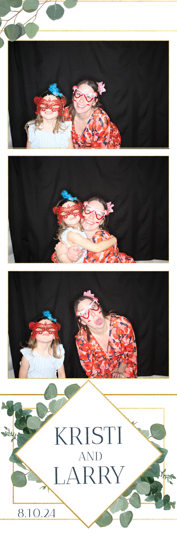Larry and Kristi's Wedding | View more photos from the event at gallery.photoboothbillings.com/u/PhotoBoothBillings/Larry-and-Kristis-Wedding