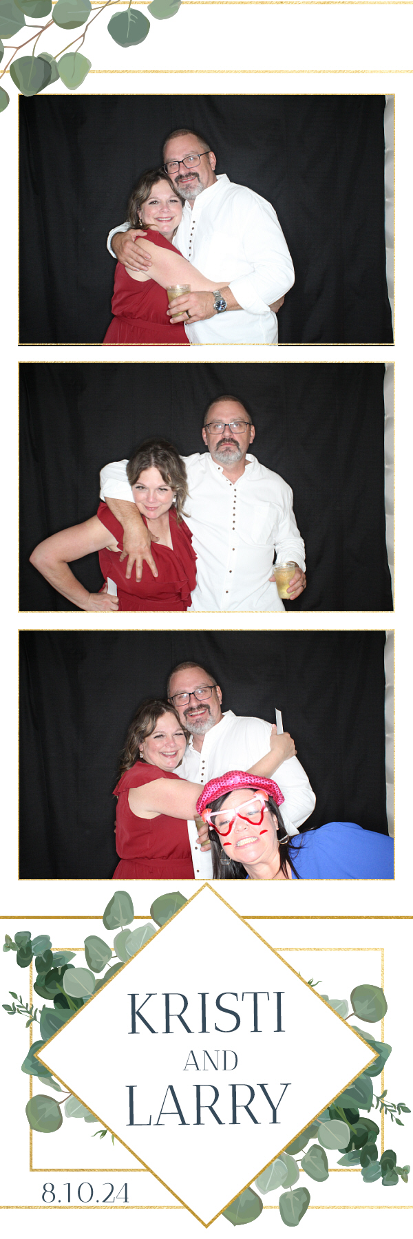 Larry and Kristi's Wedding | View more photos from the event at gallery.photoboothbillings.com/u/PhotoBoothBillings/Larry-and-Kristis-Wedding