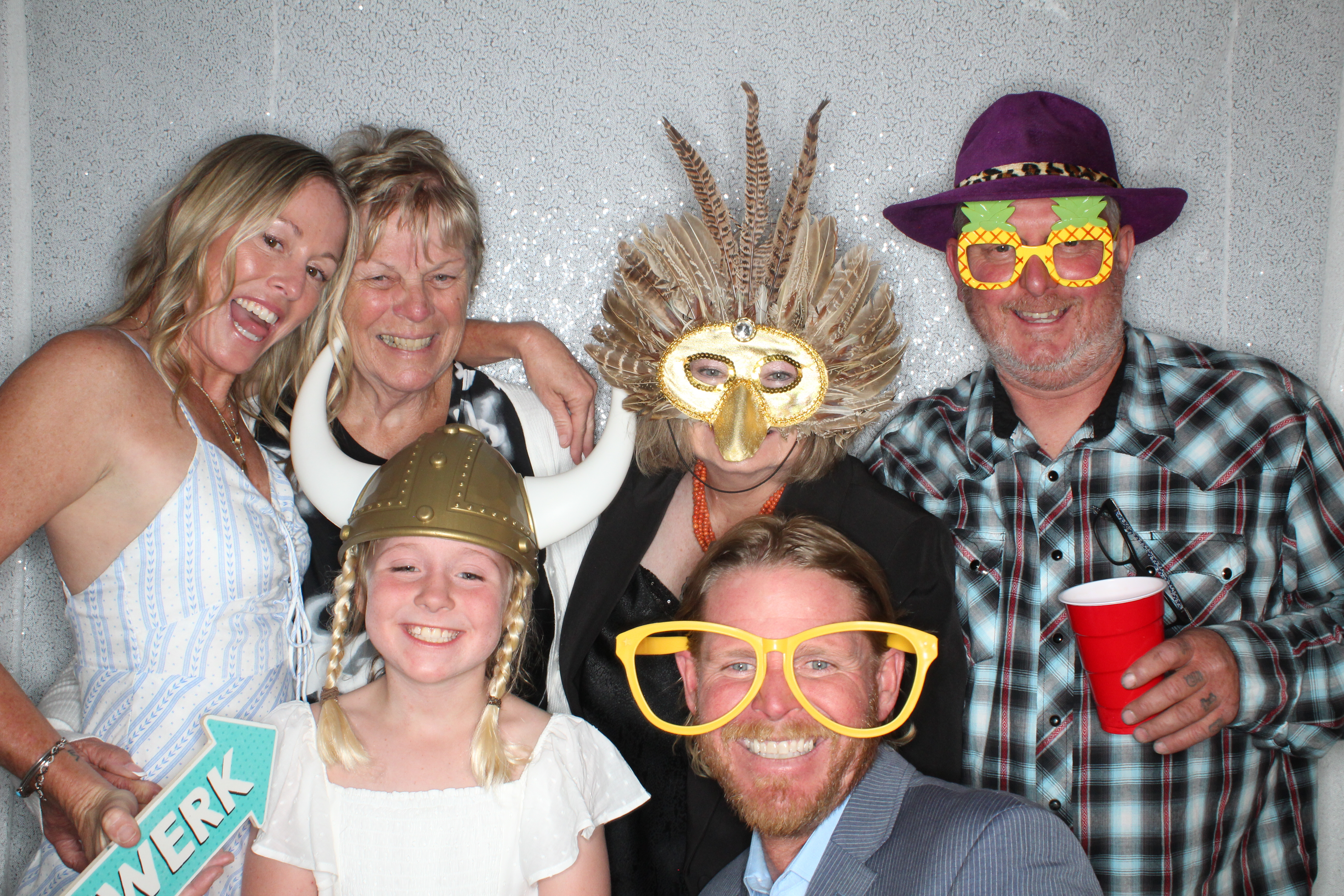 Melissa and Zack's Wedding | View more photos from the event at gallery.photoboothbillings.com/u/PhotoBoothBillings/Melissa-and-Zacks-Wedding