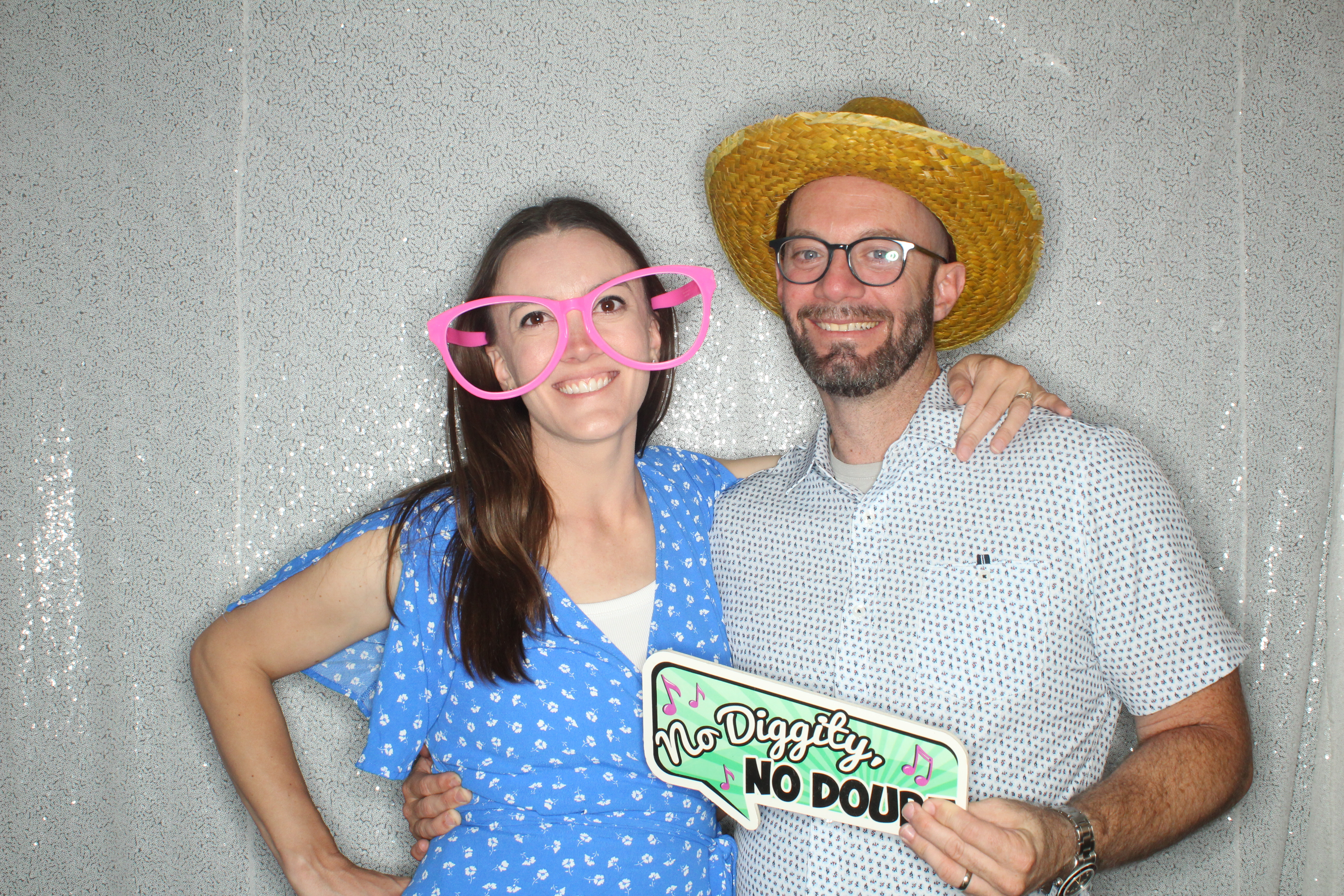 Melissa and Zack's Wedding | View more photos from the event at gallery.photoboothbillings.com/u/PhotoBoothBillings/Melissa-and-Zacks-Wedding
