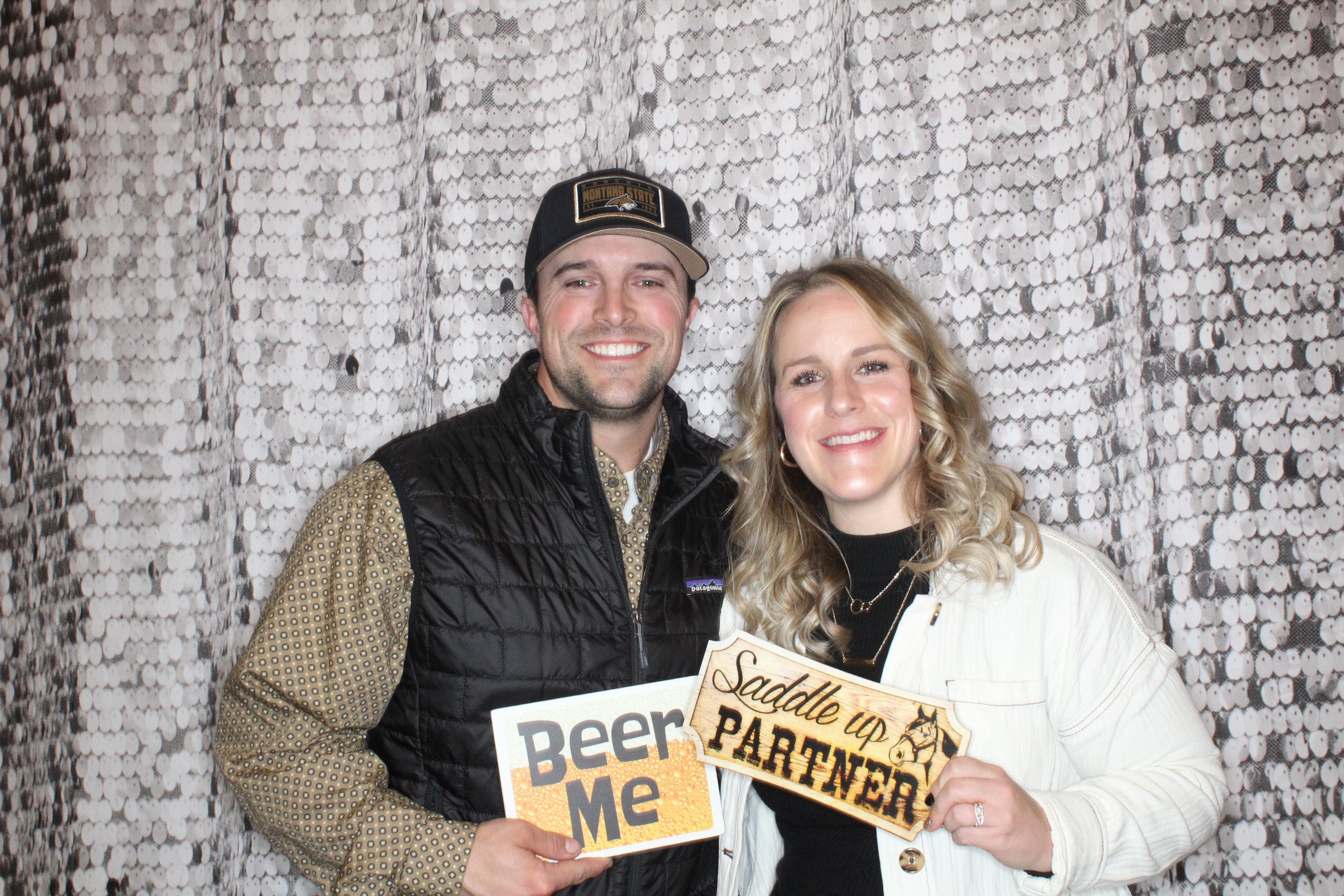 Phillips 66 Holiday Party | View more photos from the event at gallery.photoboothbillings.com/u/PhotoBoothBillings/Phillips-66-Holiday-Party