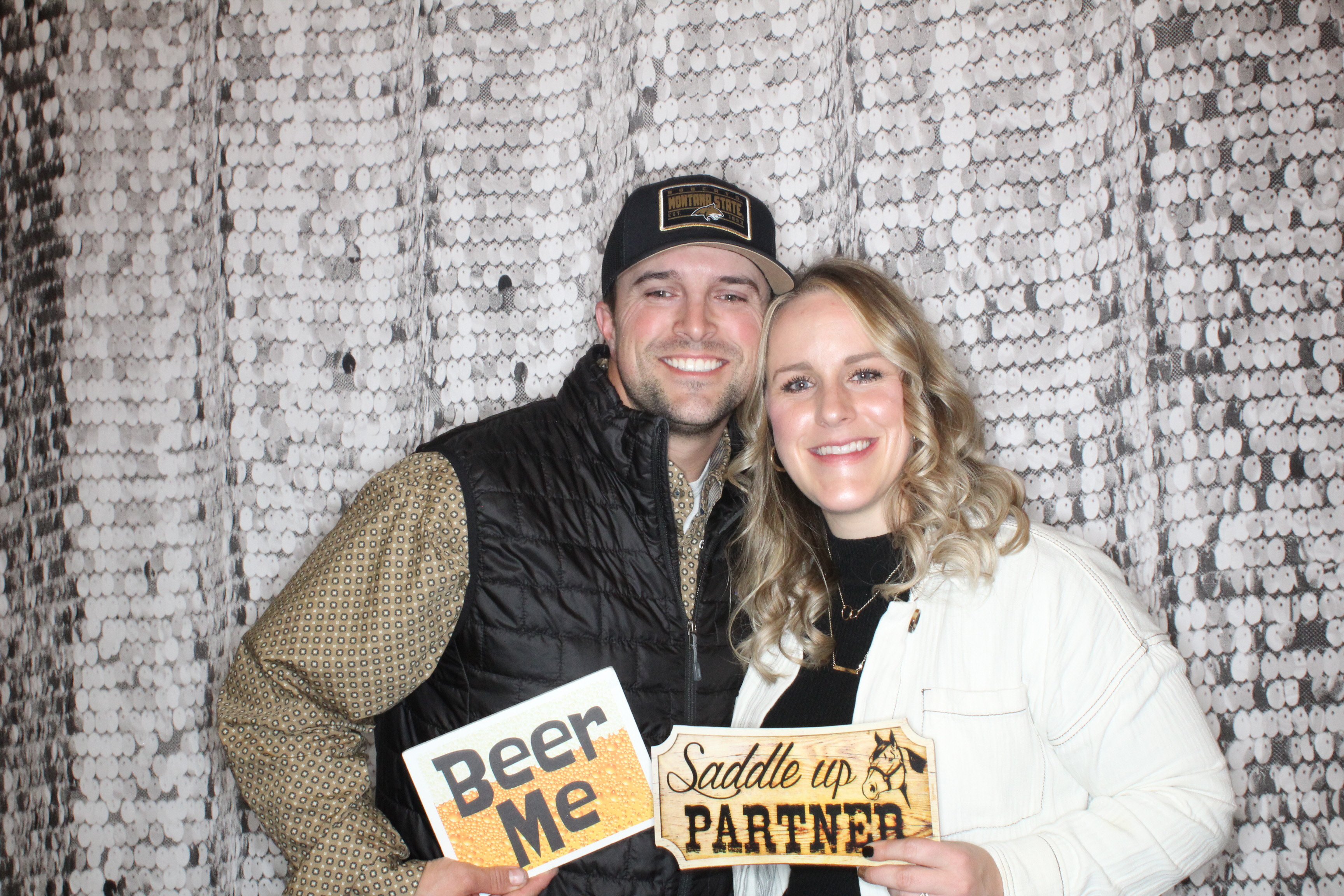 Phillips 66 Holiday Party | View more photos from the event at gallery.photoboothbillings.com/u/PhotoBoothBillings/Phillips-66-Holiday-Party