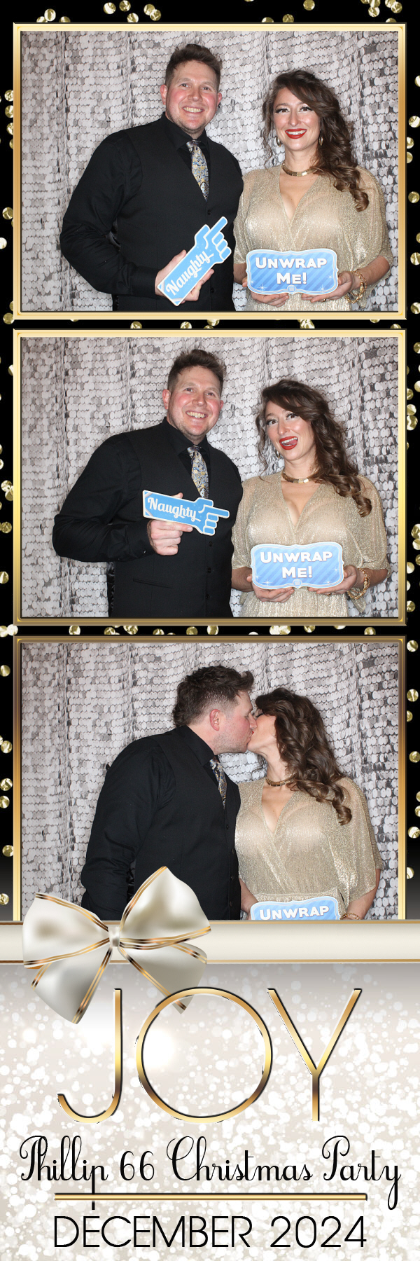 Phillips 66 Holiday Party | View more photos from the event at gallery.photoboothbillings.com/u/PhotoBoothBillings/Phillips-66-Holiday-Party