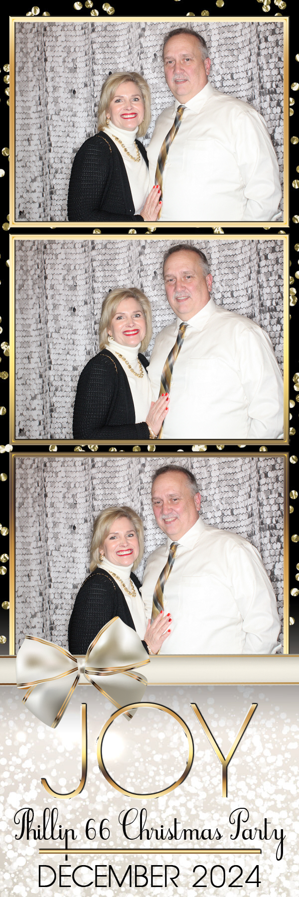 Phillips 66 Holiday Party | View more photos from the event at gallery.photoboothbillings.com/u/PhotoBoothBillings/Phillips-66-Holiday-Party