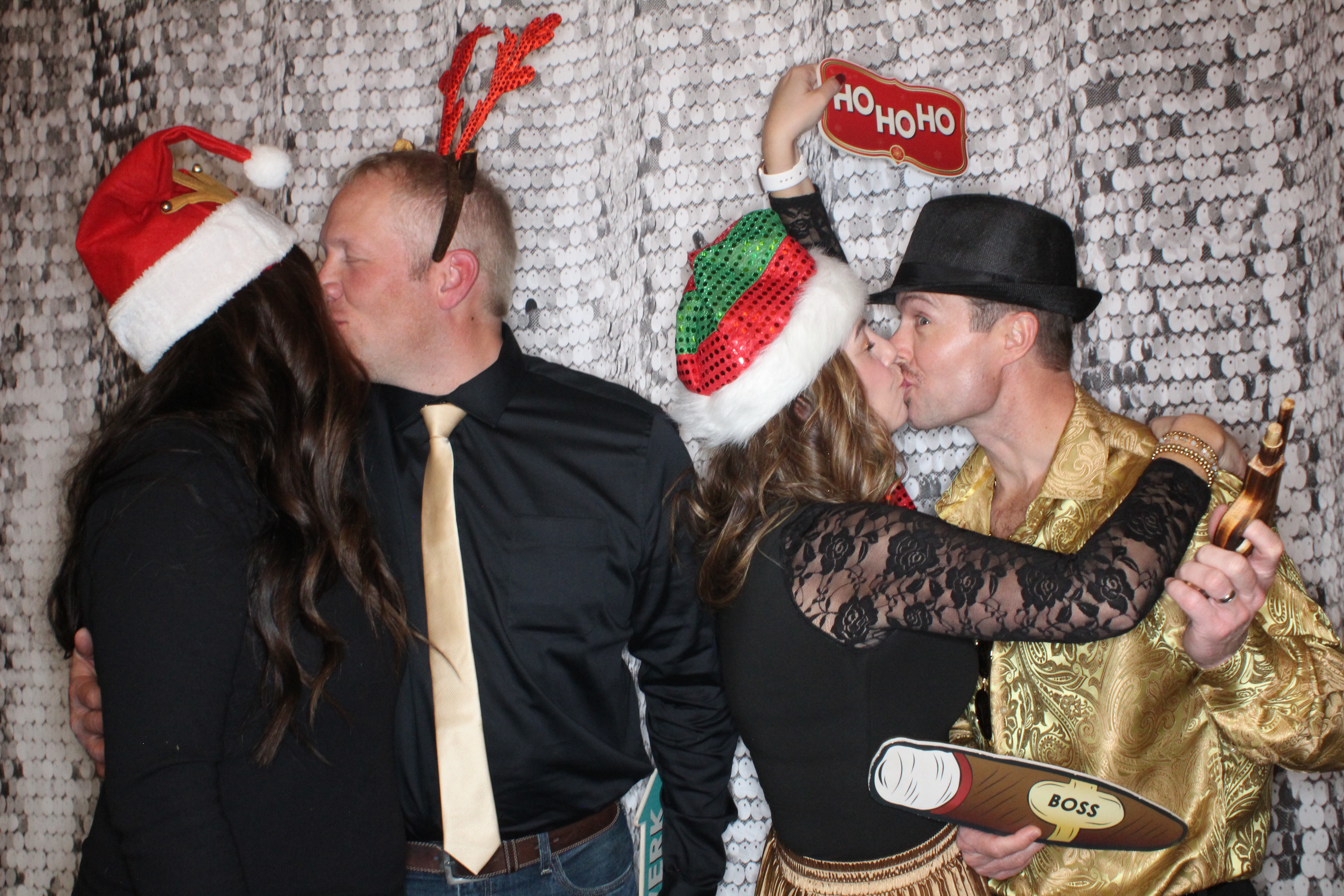 Phillips 66 Holiday Party | View more photos from the event at gallery.photoboothbillings.com/u/PhotoBoothBillings/Phillips-66-Holiday-Party