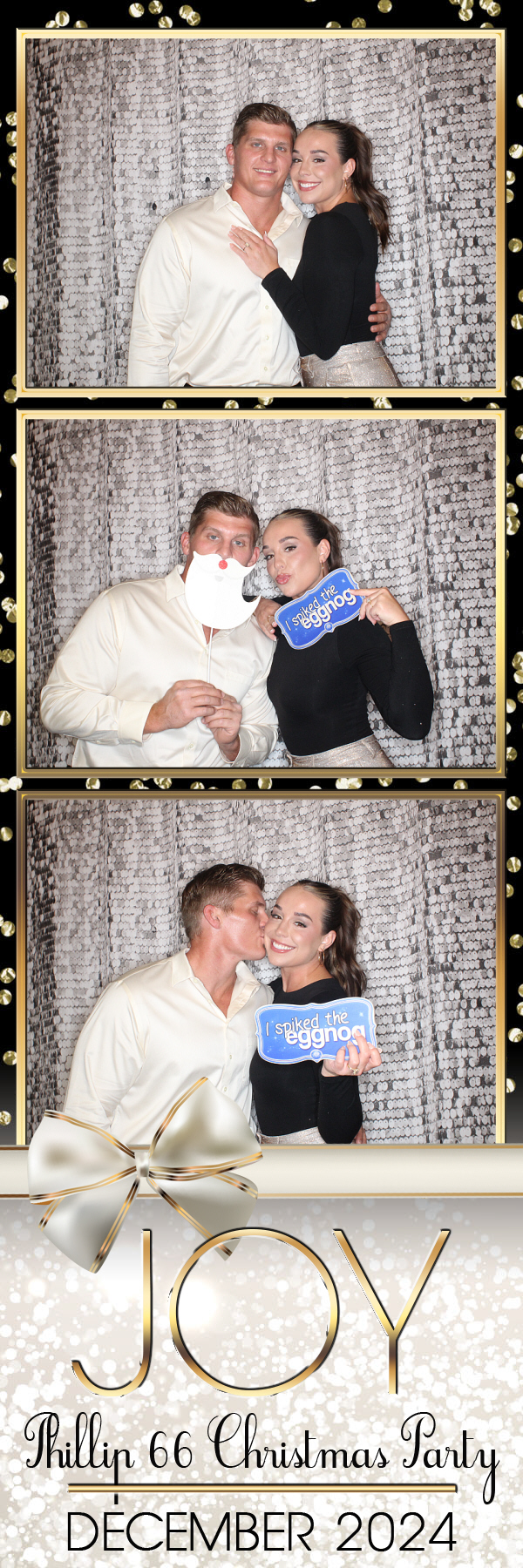 Phillips 66 Holiday Party | View more photos from the event at gallery.photoboothbillings.com/u/PhotoBoothBillings/Phillips-66-Holiday-Party