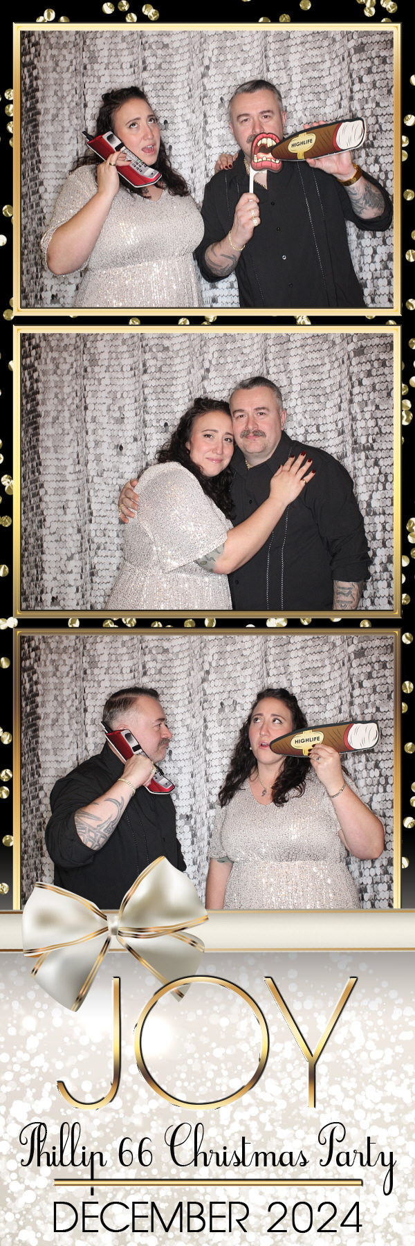 Phillips 66 Holiday Party | View more photos from the event at gallery.photoboothbillings.com/u/PhotoBoothBillings/Phillips-66-Holiday-Party
