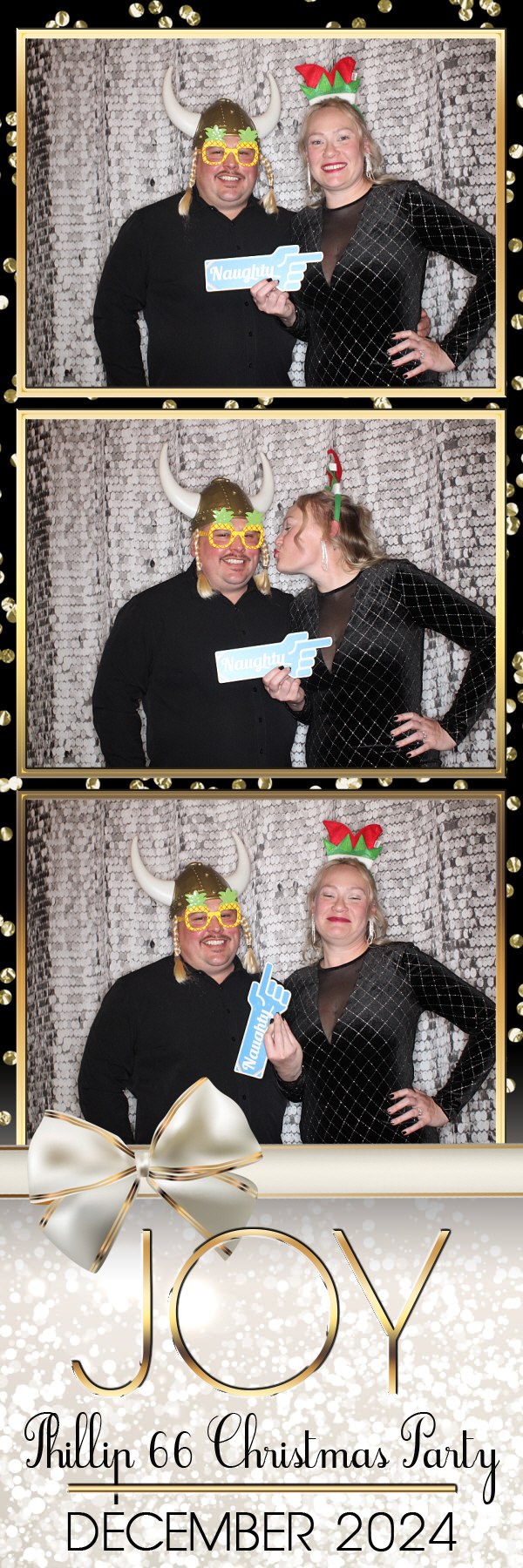 Phillips 66 Holiday Party | View more photos from the event at gallery.photoboothbillings.com/u/PhotoBoothBillings/Phillips-66-Holiday-Party