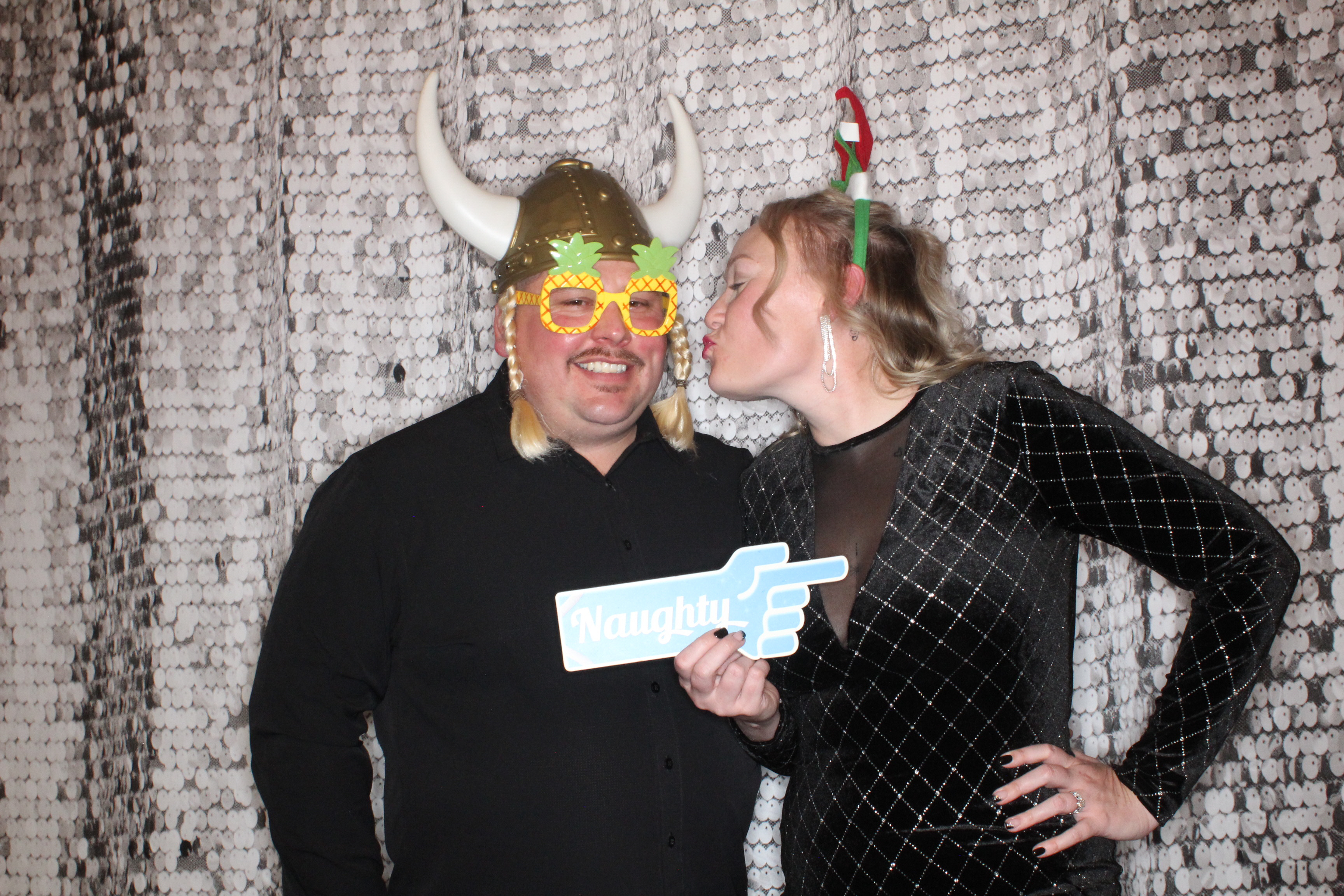 Phillips 66 Holiday Party | View more photos from the event at gallery.photoboothbillings.com/u/PhotoBoothBillings/Phillips-66-Holiday-Party