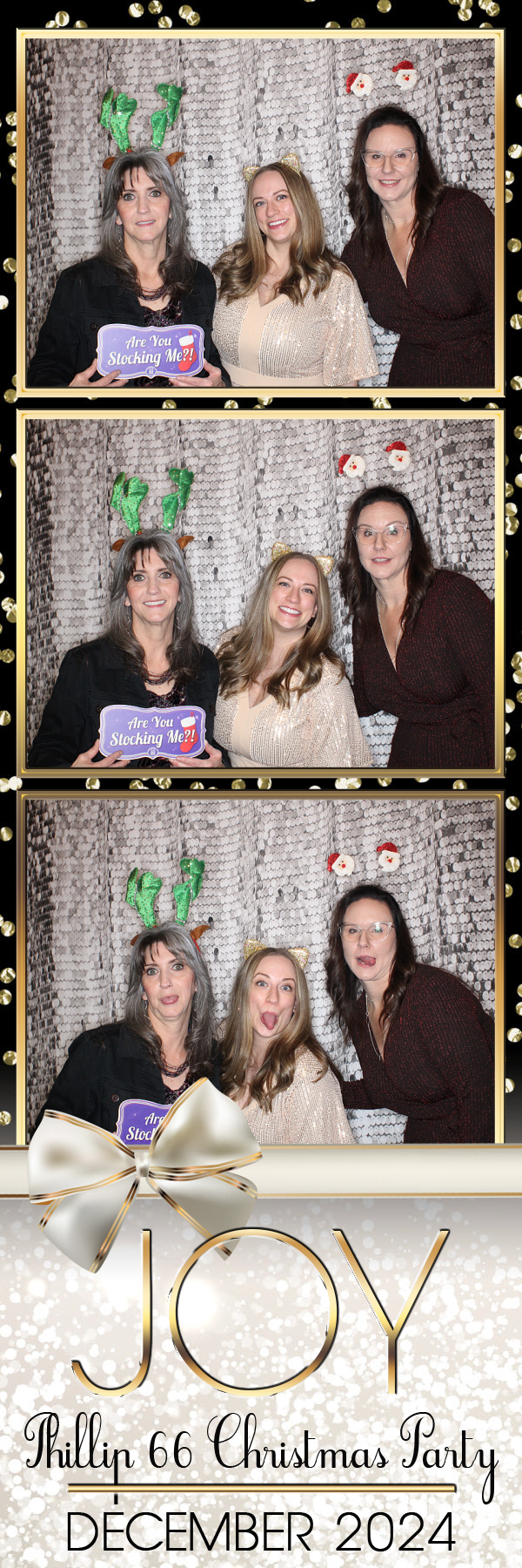 Phillips 66 Holiday Party | View more photos from the event at gallery.photoboothbillings.com/u/PhotoBoothBillings/Phillips-66-Holiday-Party