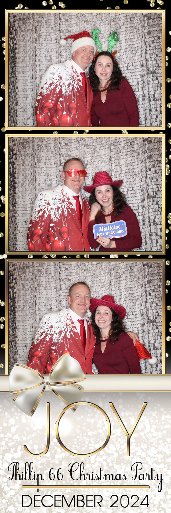 Phillips 66 Holiday Party | View more photos from the event at gallery.photoboothbillings.com/u/PhotoBoothBillings/Phillips-66-Holiday-Party