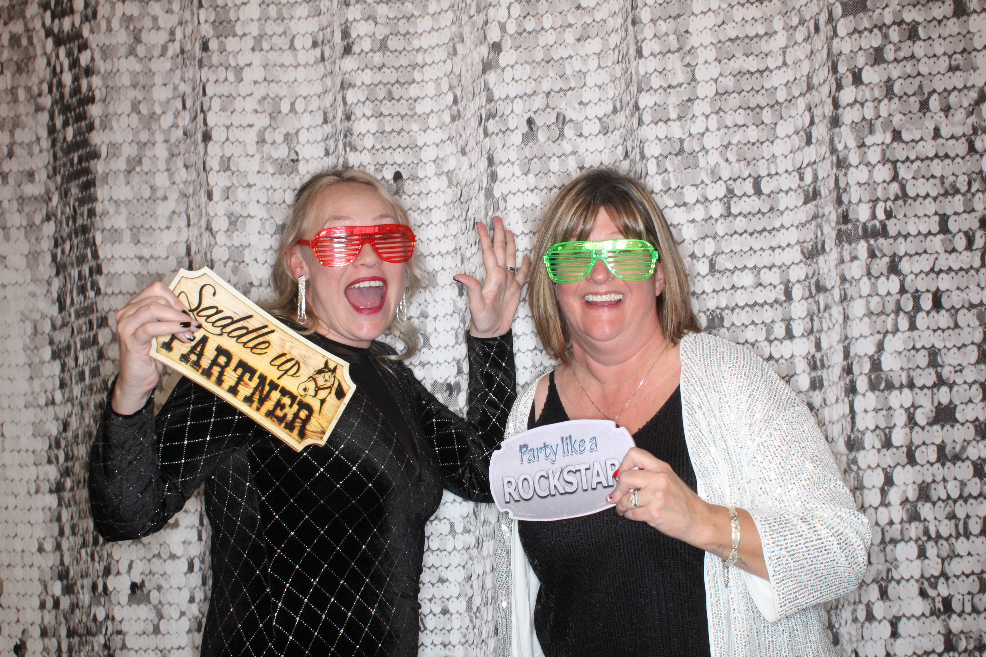 Phillips 66 Holiday Party | View more photos from the event at gallery.photoboothbillings.com/u/PhotoBoothBillings/Phillips-66-Holiday-Party
