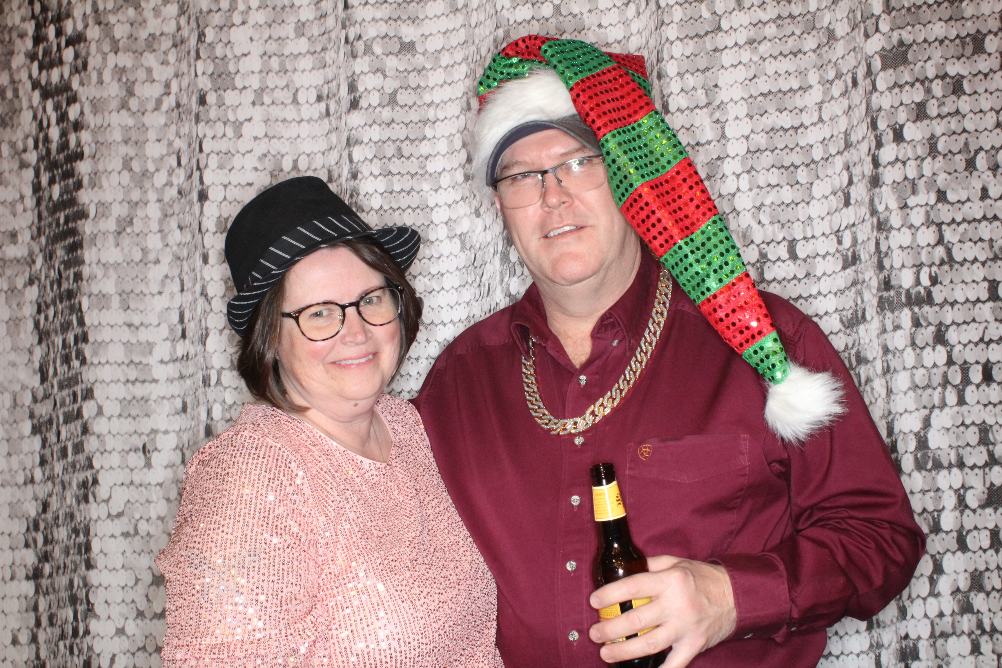Phillips 66 Holiday Party | View more photos from the event at gallery.photoboothbillings.com/u/PhotoBoothBillings/Phillips-66-Holiday-Party