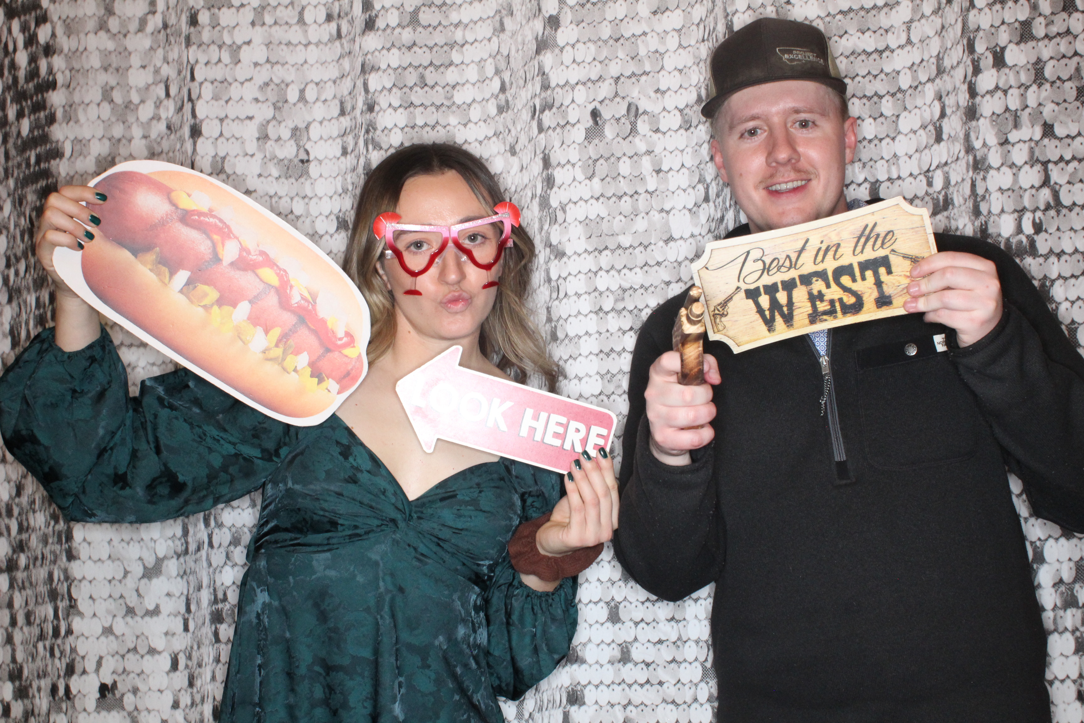 Phillips 66 Holiday Party | View more photos from the event at gallery.photoboothbillings.com/u/PhotoBoothBillings/Phillips-66-Holiday-Party