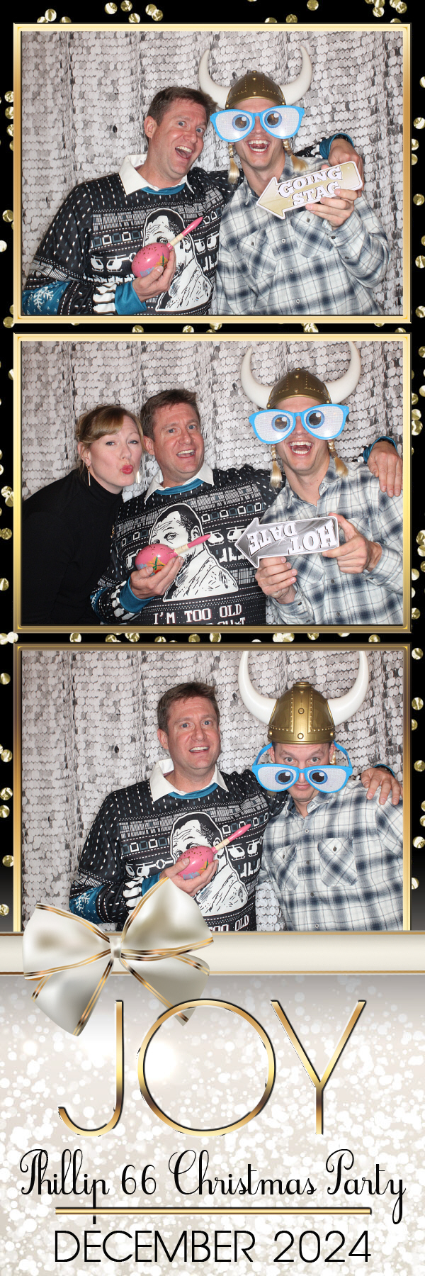 Phillips 66 Holiday Party | View more photos from the event at gallery.photoboothbillings.com/u/PhotoBoothBillings/Phillips-66-Holiday-Party